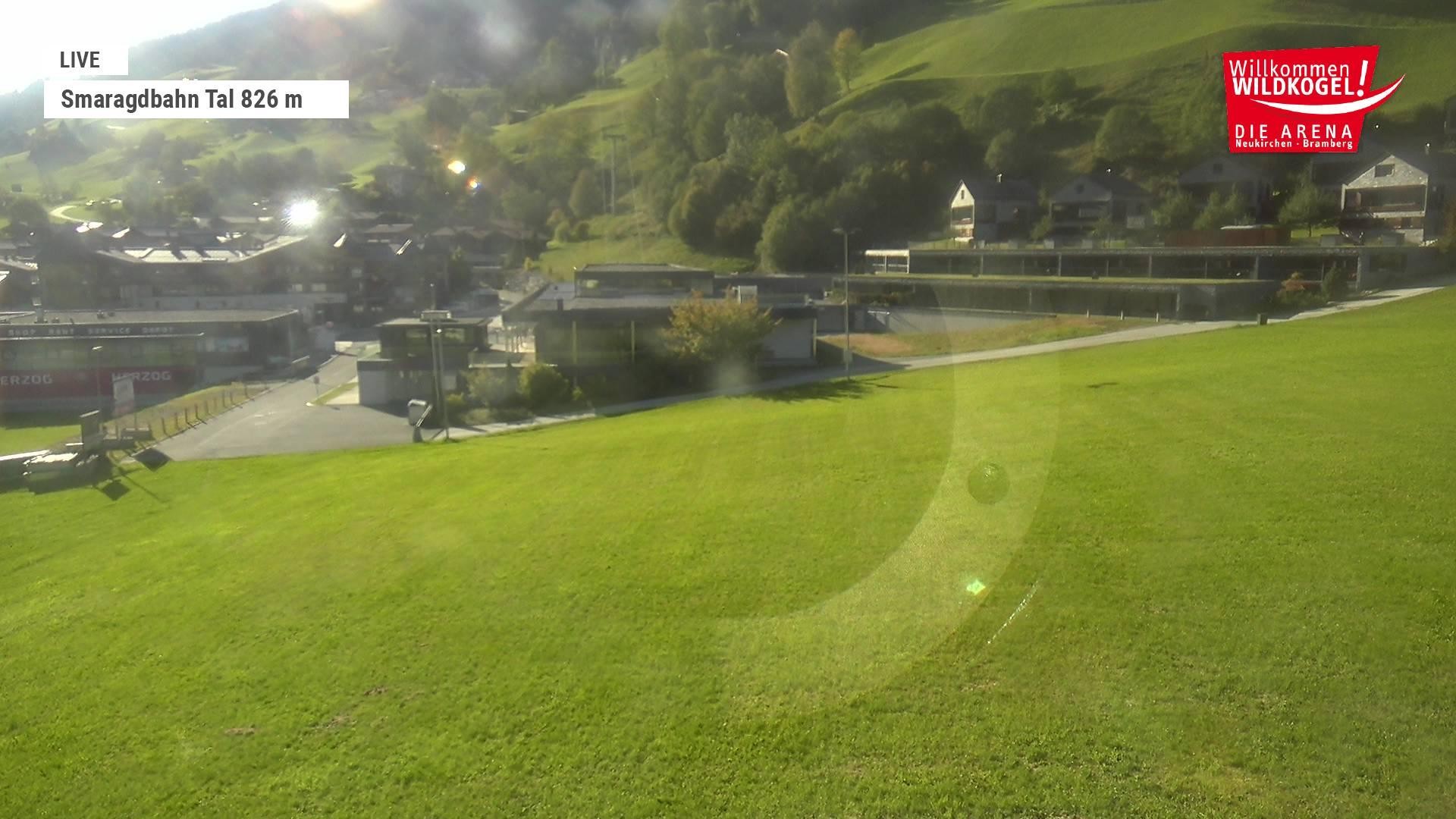 Archiv Foto Webcam Wildkogel: Frühmesserbahn - Bergstation
