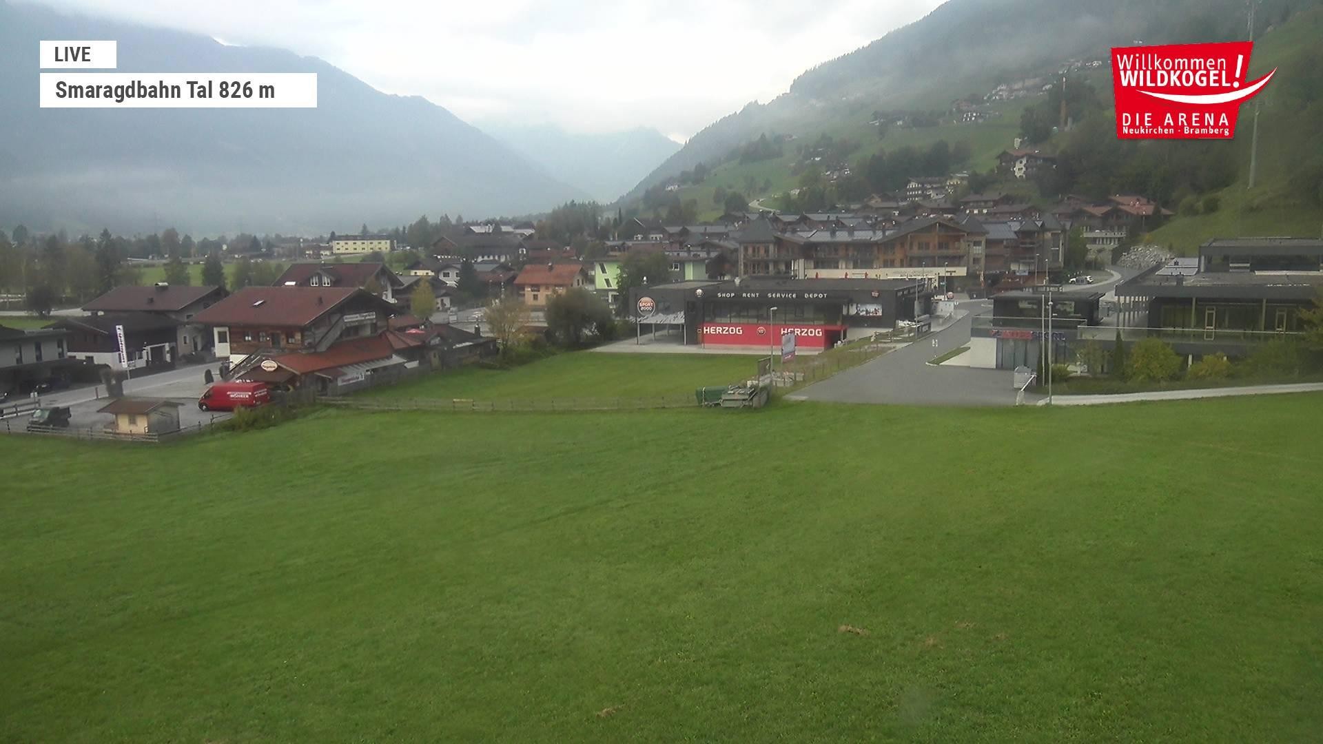 Archiv Foto Webcam Wildkogel: Frühmesserbahn - Bergstation