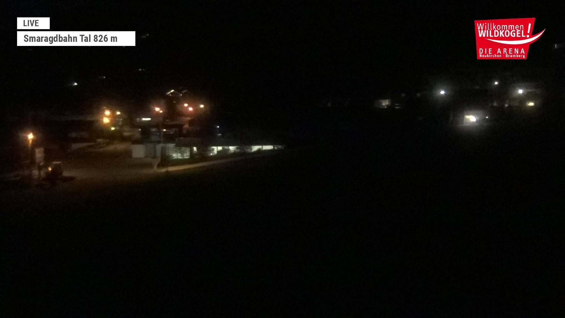 Archiv Foto Webcam Wildkogel: Frühmesserbahn - Bergstation