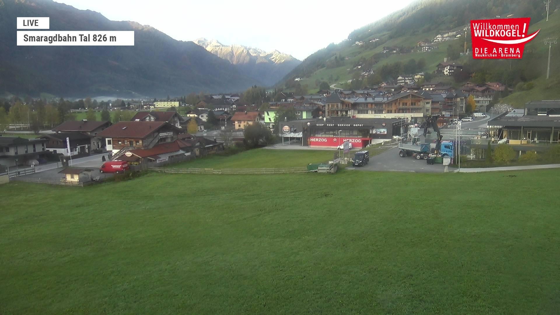 Archiv Foto Webcam Wildkogel: Frühmesserbahn - Bergstation