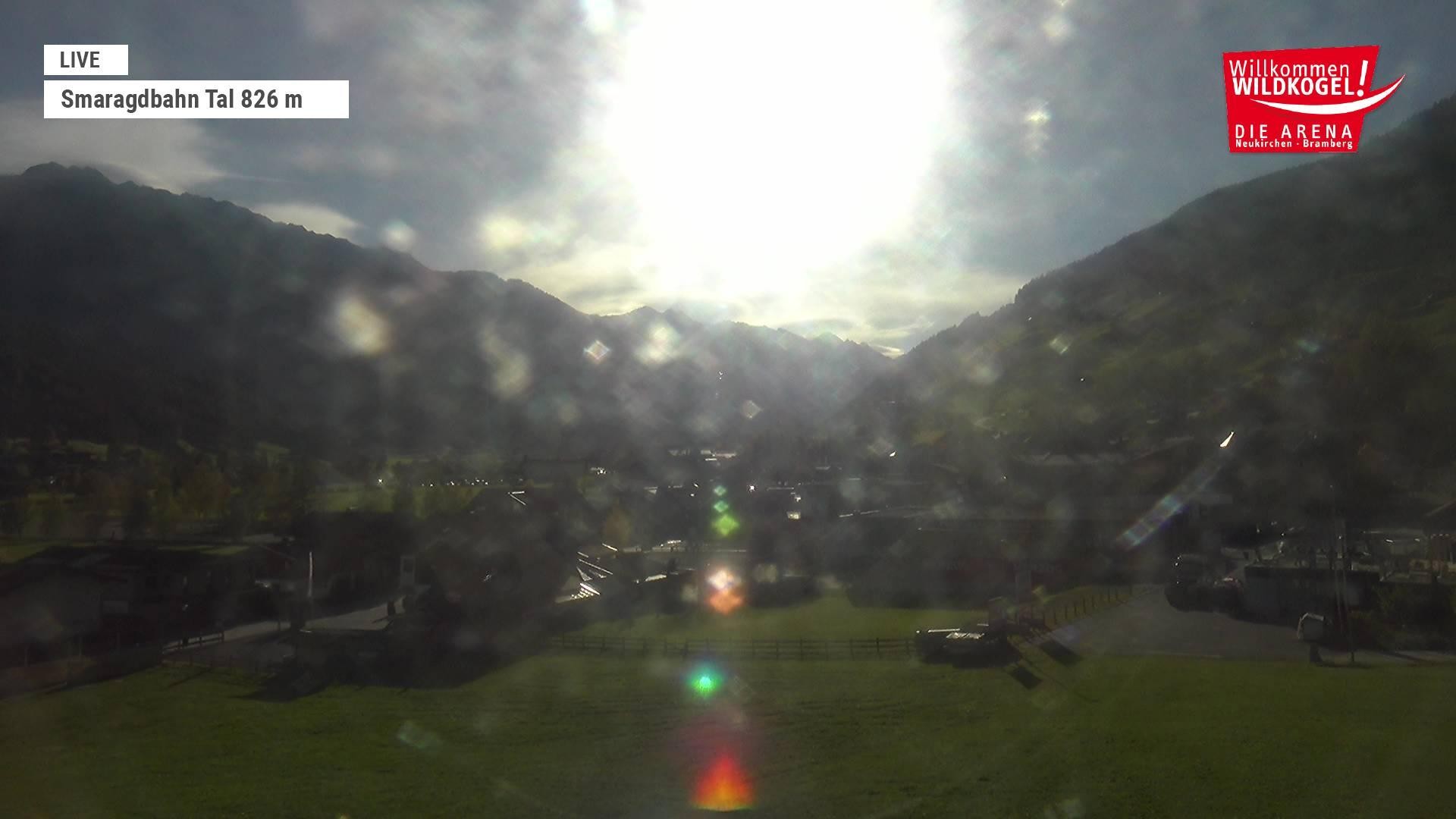 Archiv Foto Webcam Wildkogel: Frühmesserbahn - Bergstation