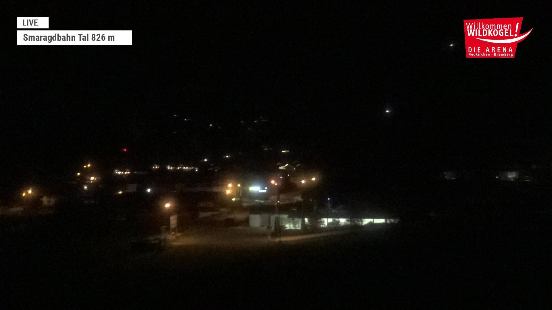 Archiv Foto Webcam Wildkogel: Frühmesserbahn - Bergstation