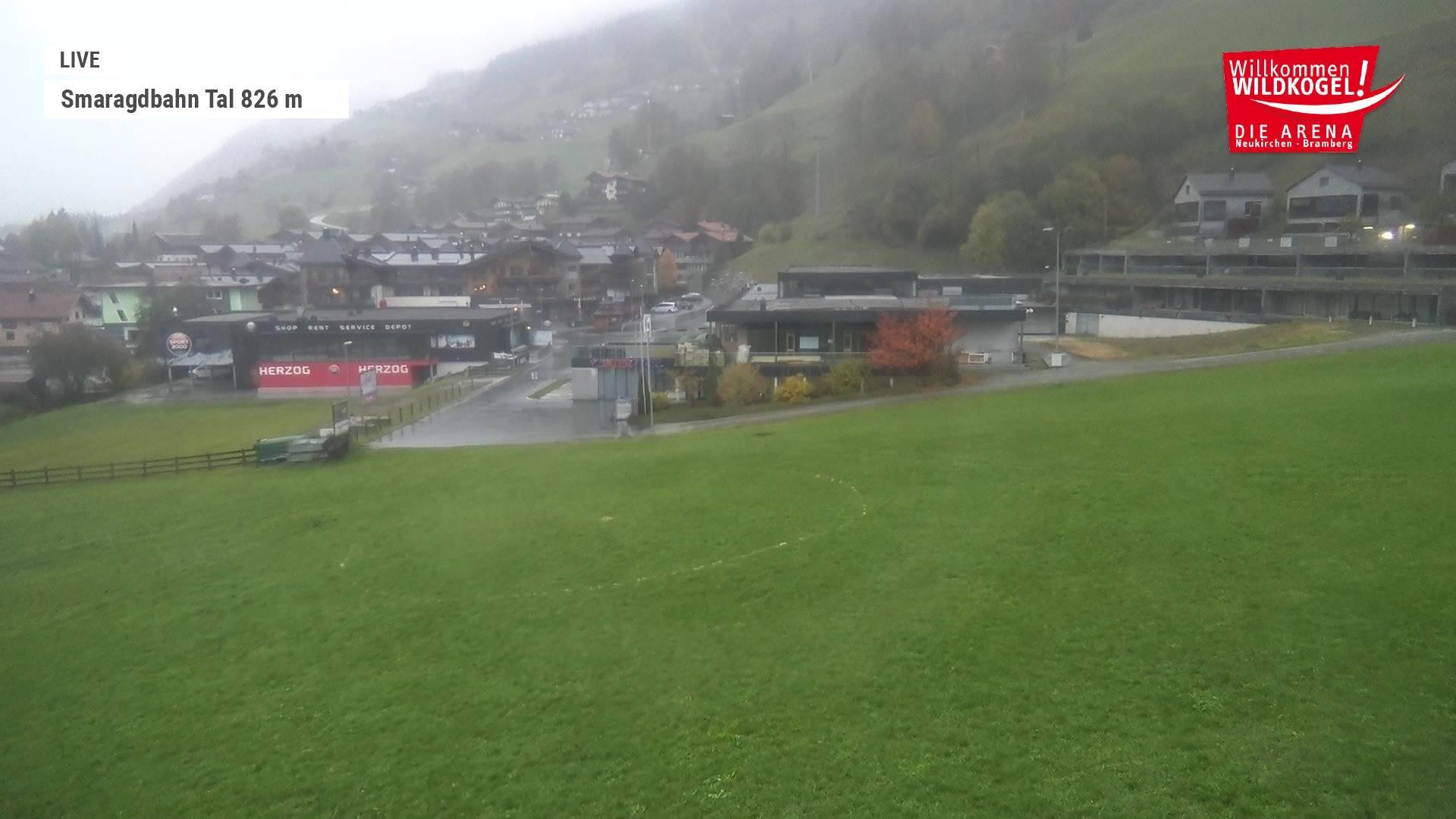 Archiv Foto Webcam Wildkogel: Frühmesserbahn - Bergstation