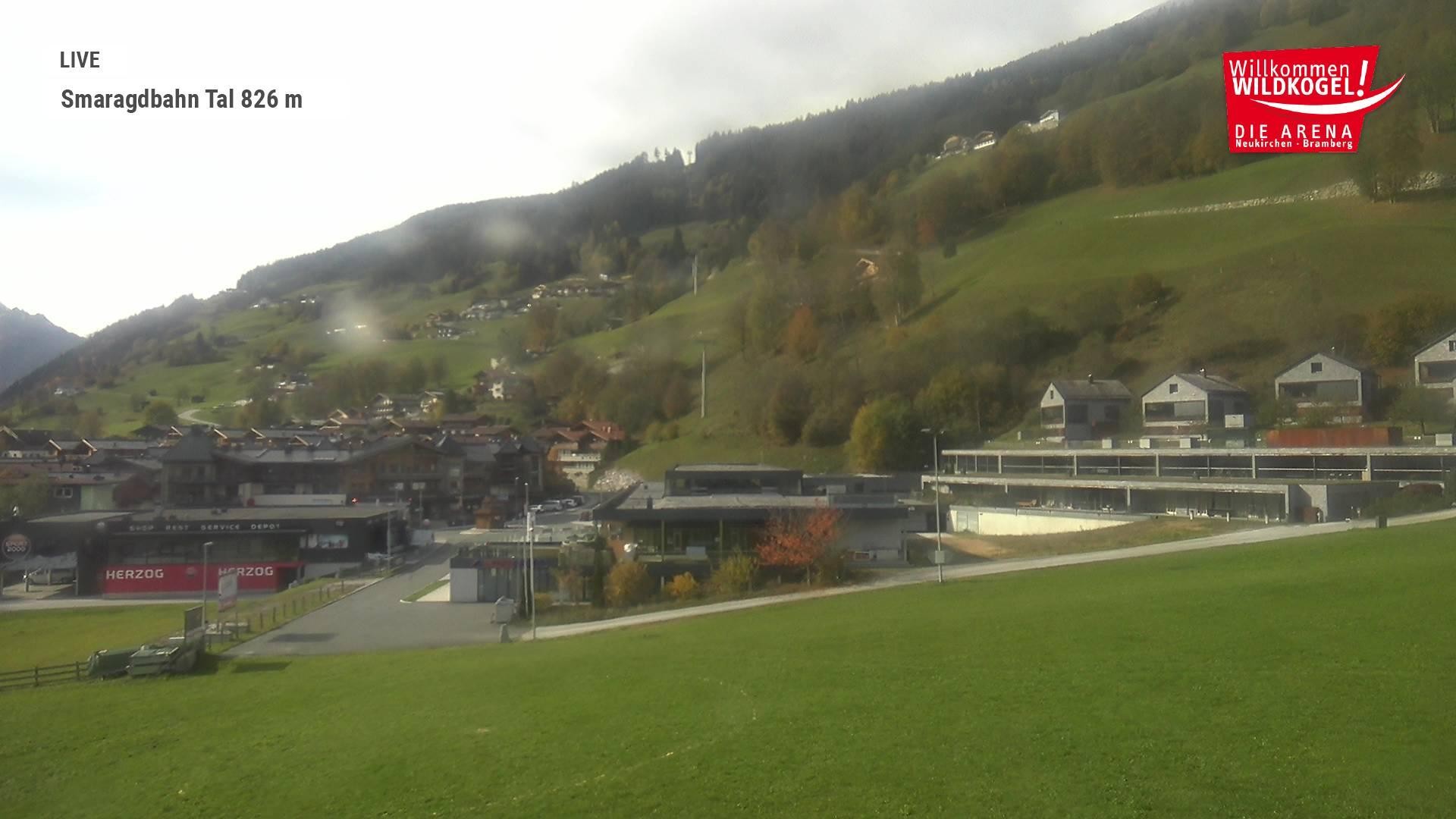 Archiv Foto Webcam Wildkogel: Frühmesserbahn - Bergstation