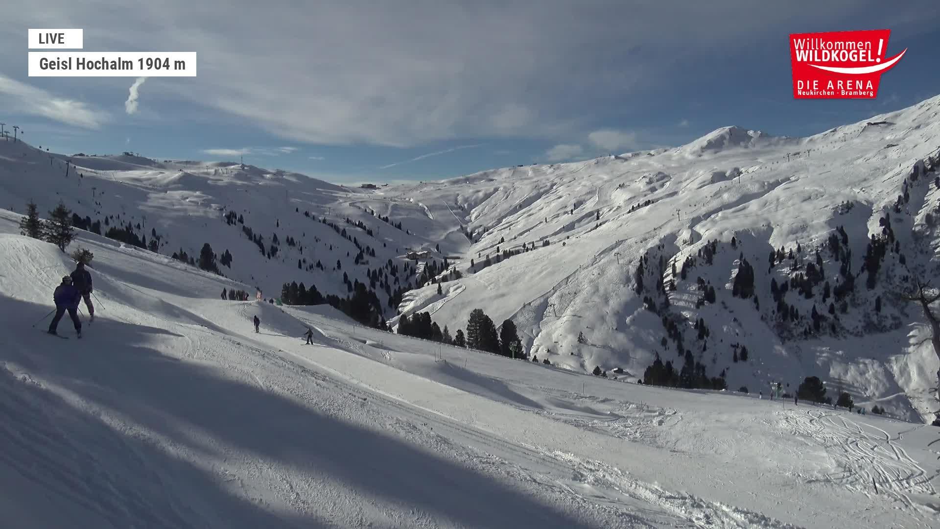 Archived image Webcam Panorama restaurant Wildkogel-Arena
