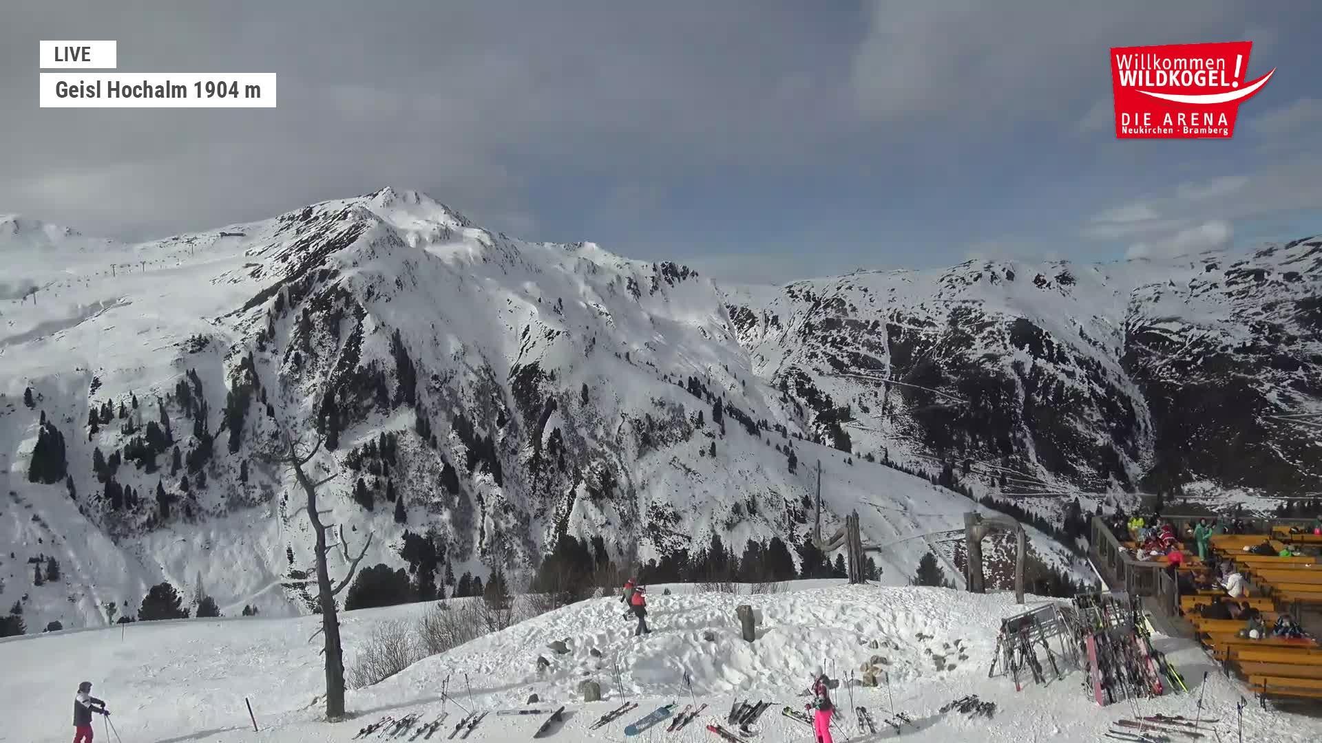 Archived image Webcam Panorama restaurant Wildkogel-Arena