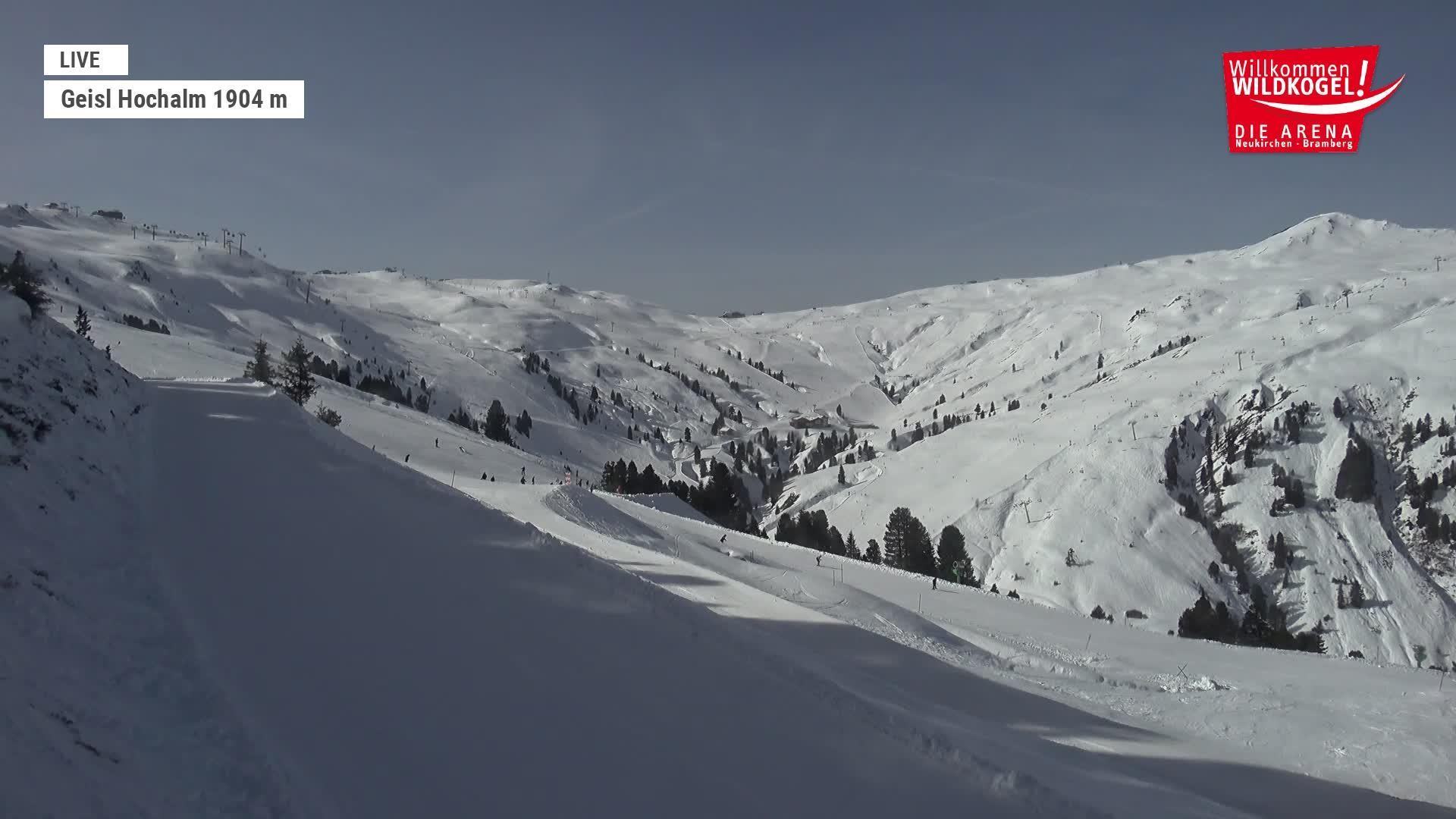 Archived image Webcam Panorama restaurant Wildkogel-Arena