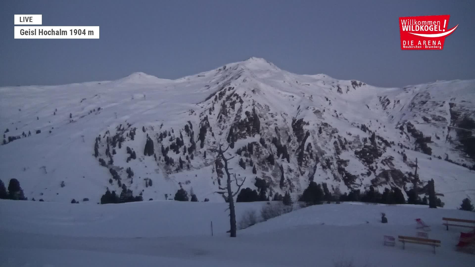 Archived image Webcam Panorama restaurant Wildkogel-Arena