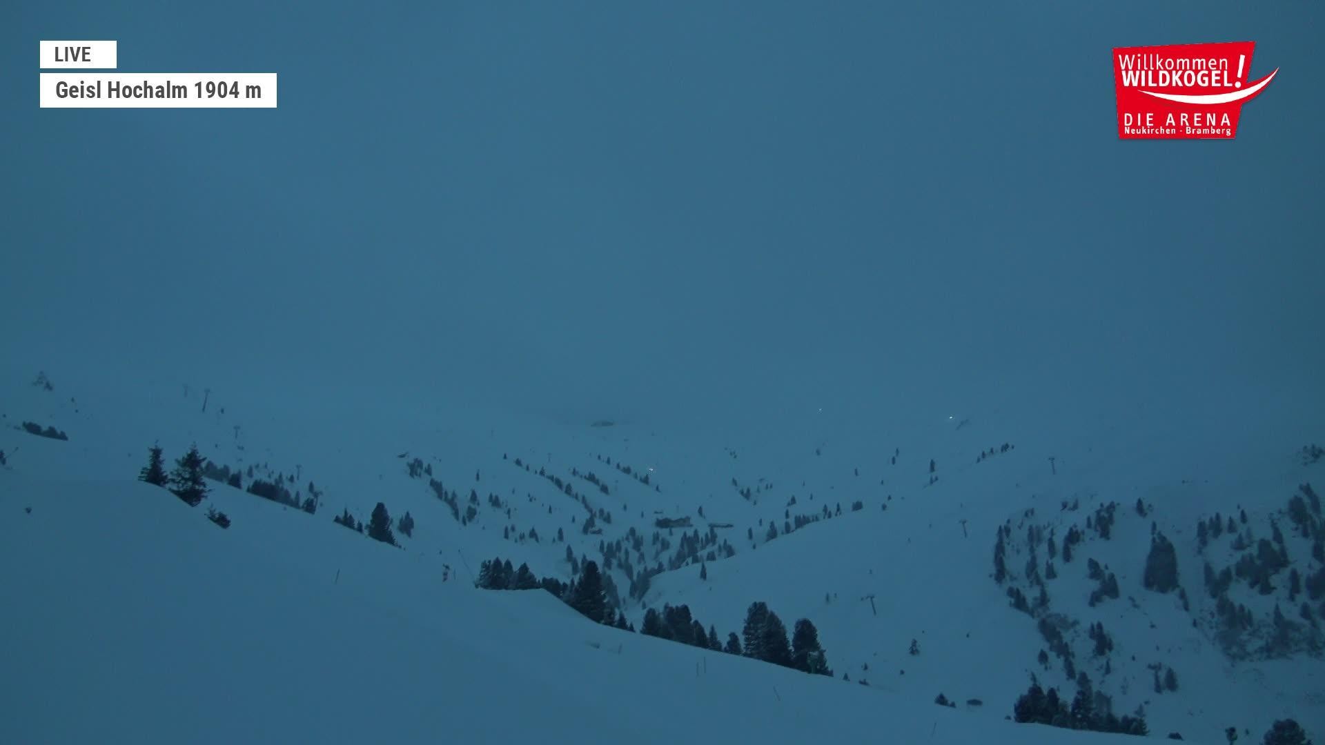 Archived image Webcam Panorama restaurant Wildkogel-Arena