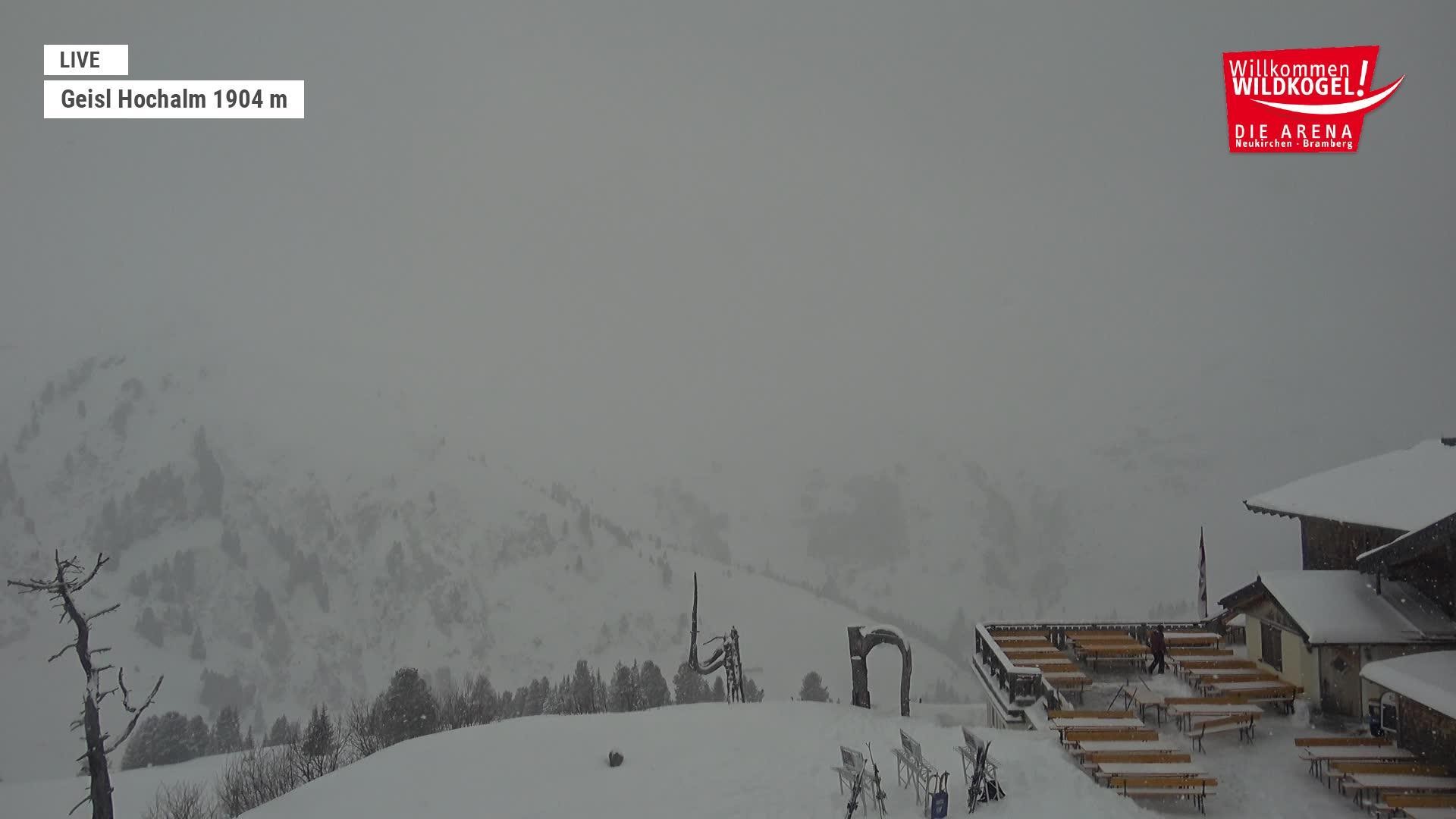 Archived image Webcam Panorama restaurant Wildkogel-Arena