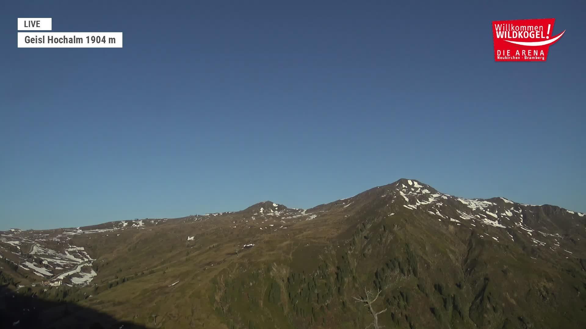 Archived image Webcam Panorama restaurant Wildkogel-Arena