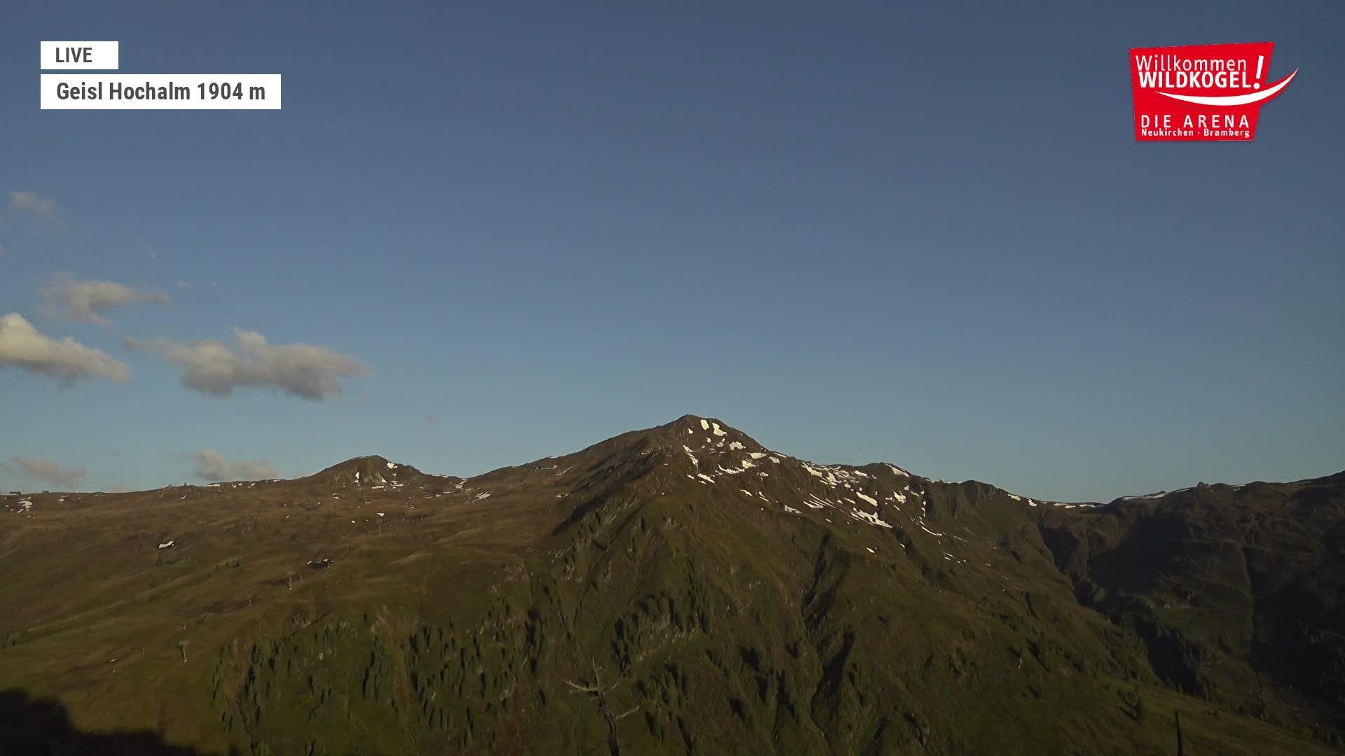 Archived image Webcam Panorama restaurant Wildkogel-Arena