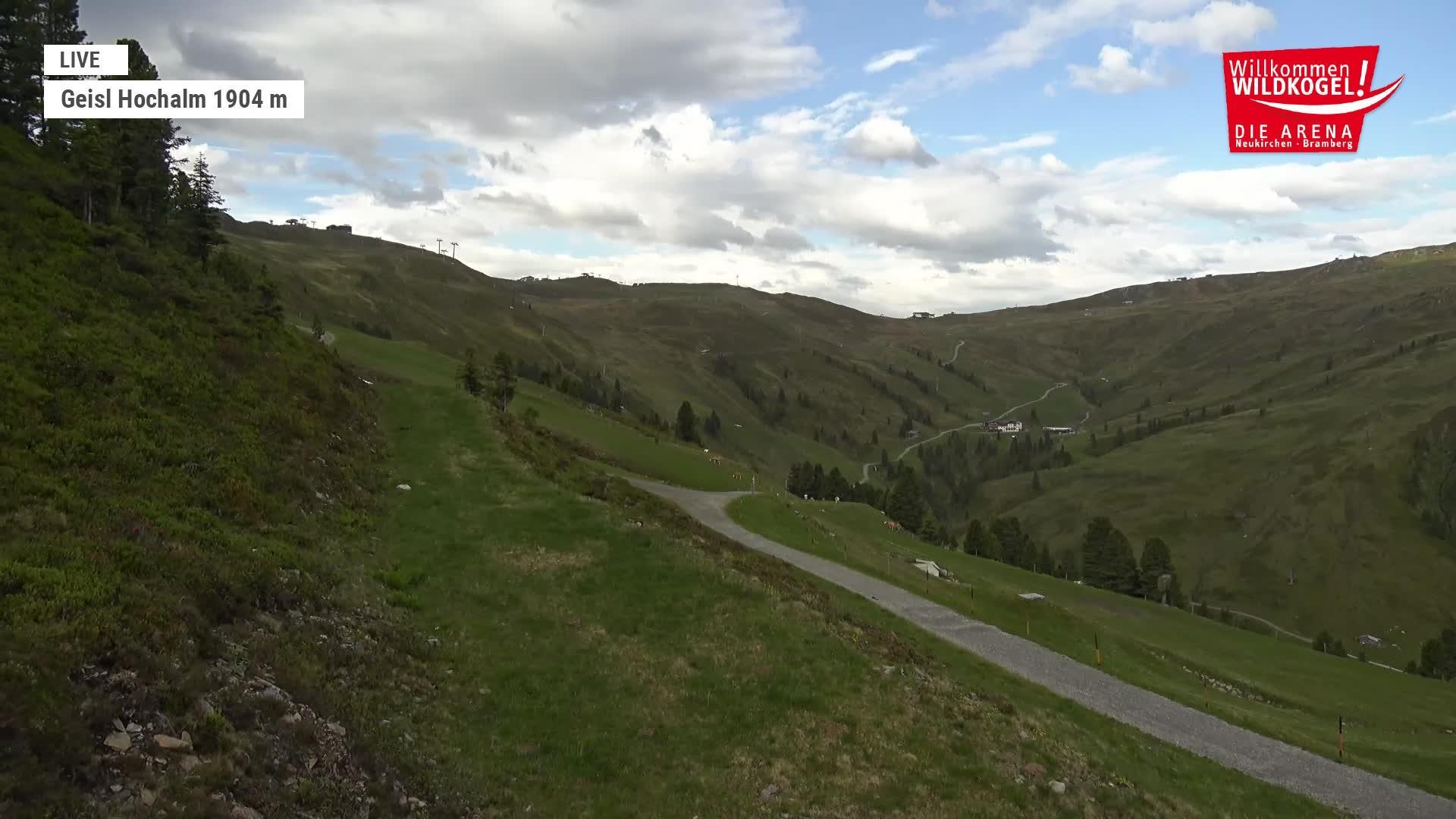 Archived image Webcam Panorama restaurant Wildkogel-Arena