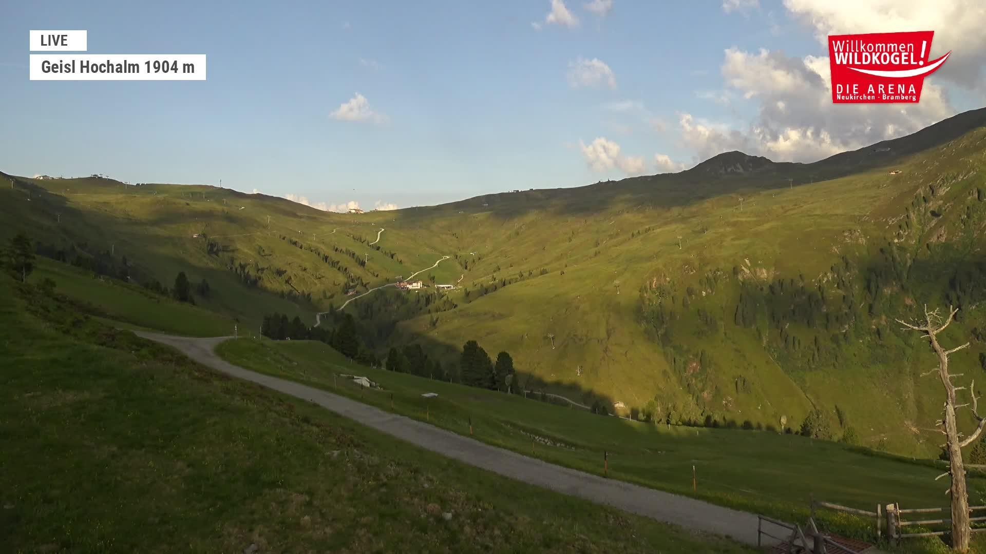 Archiv Foto Webcam Aussichts-Bergrestaurant Wildkogel-Arena
