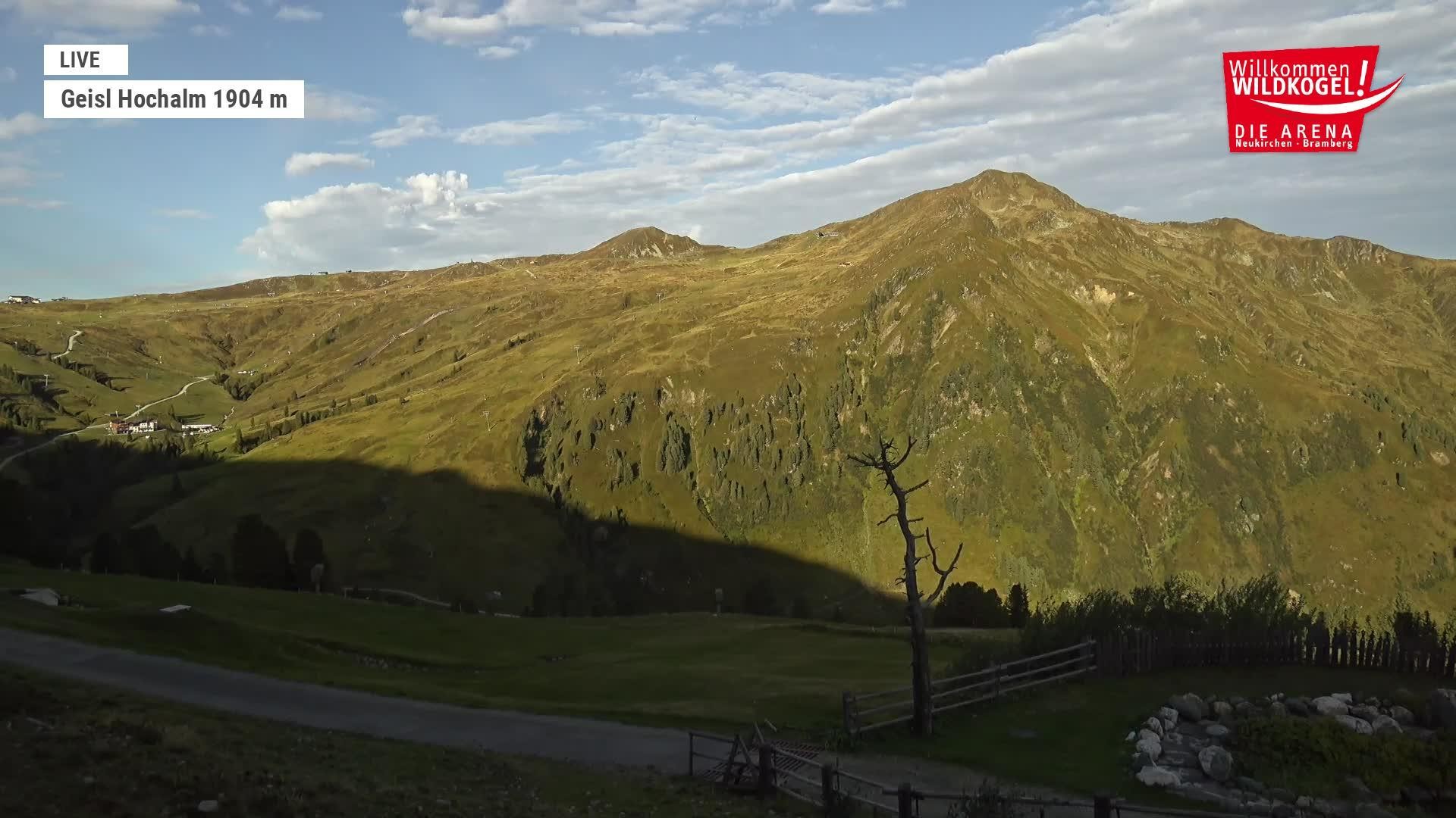 Archiv Foto Webcam Aussichts-Bergrestaurant Wildkogel-Arena
