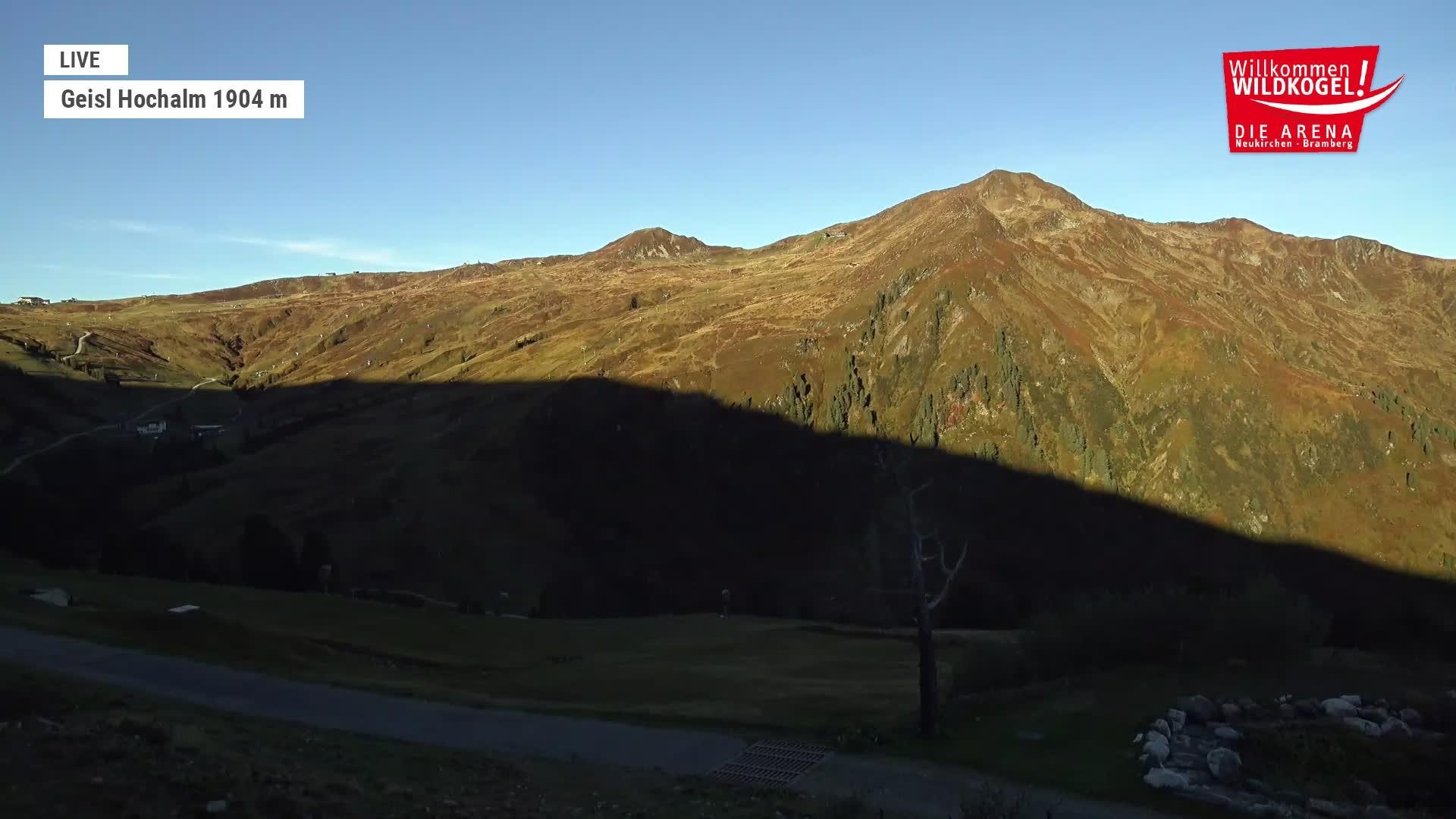 Archived image Webcam Panorama restaurant Wildkogel-Arena
