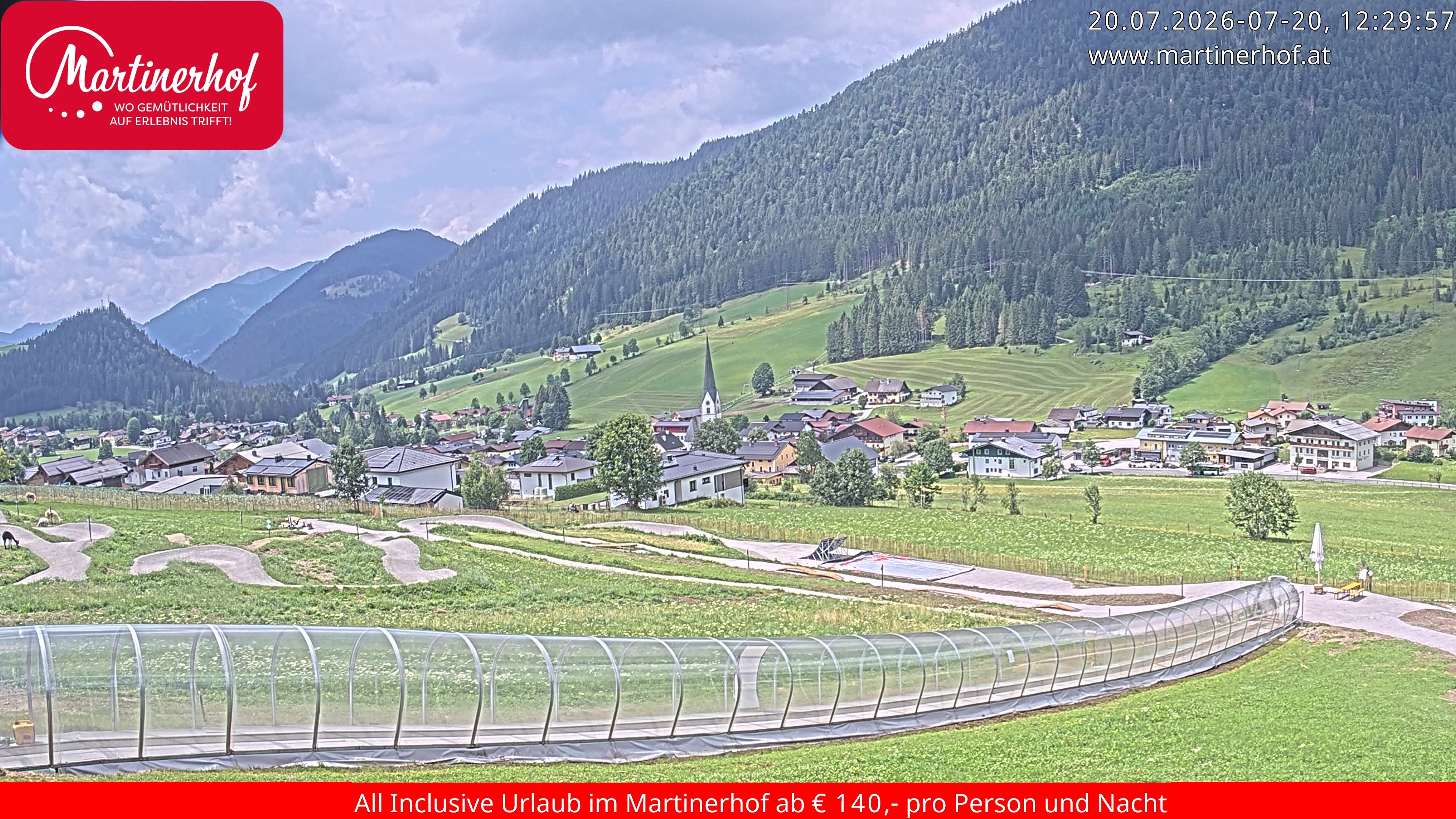 Archiv Foto Webcam Sicht auf St. Martin am Tennengebirge