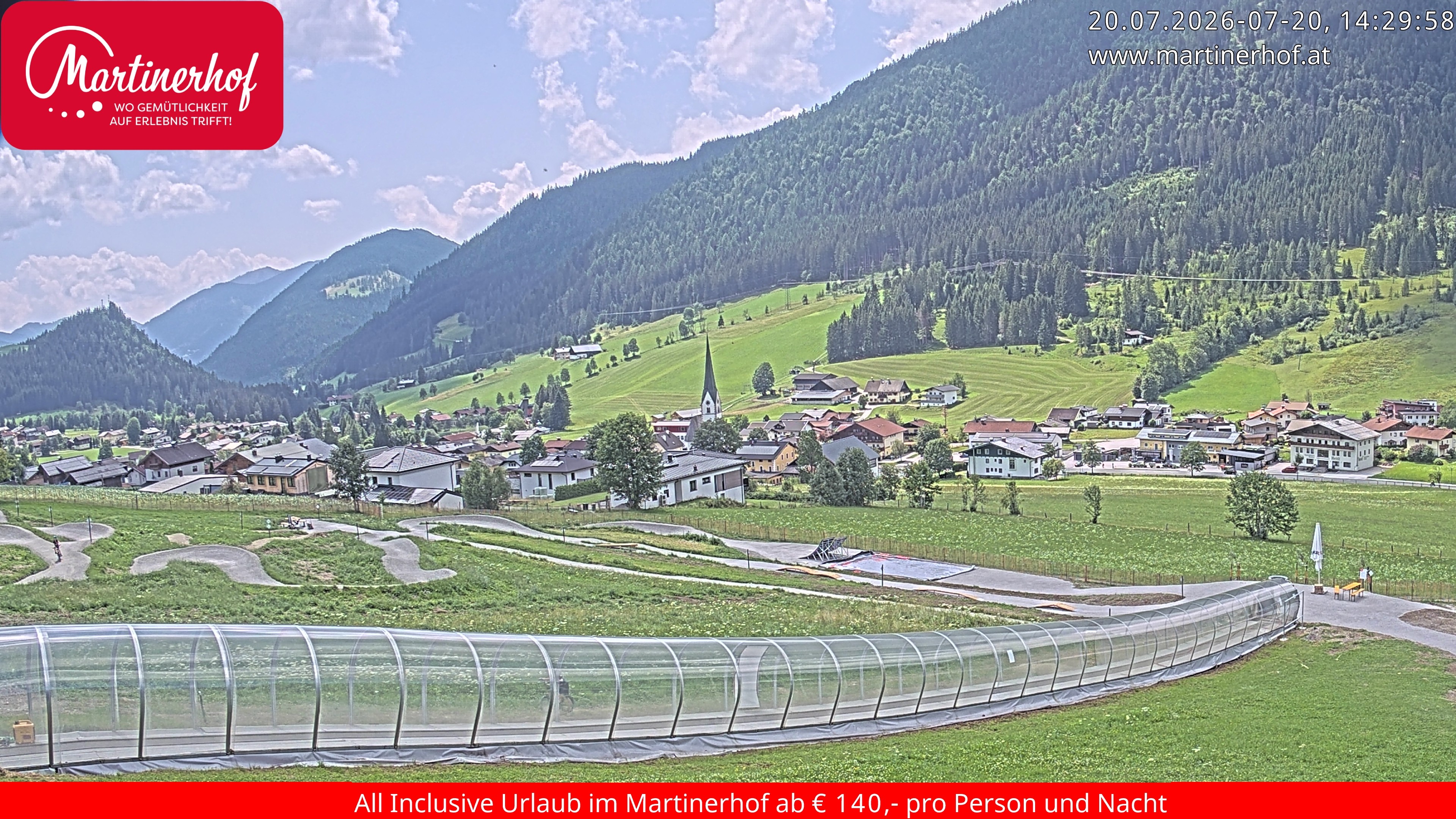 Archiv Foto Webcam Sicht auf St. Martin am Tennengebirge