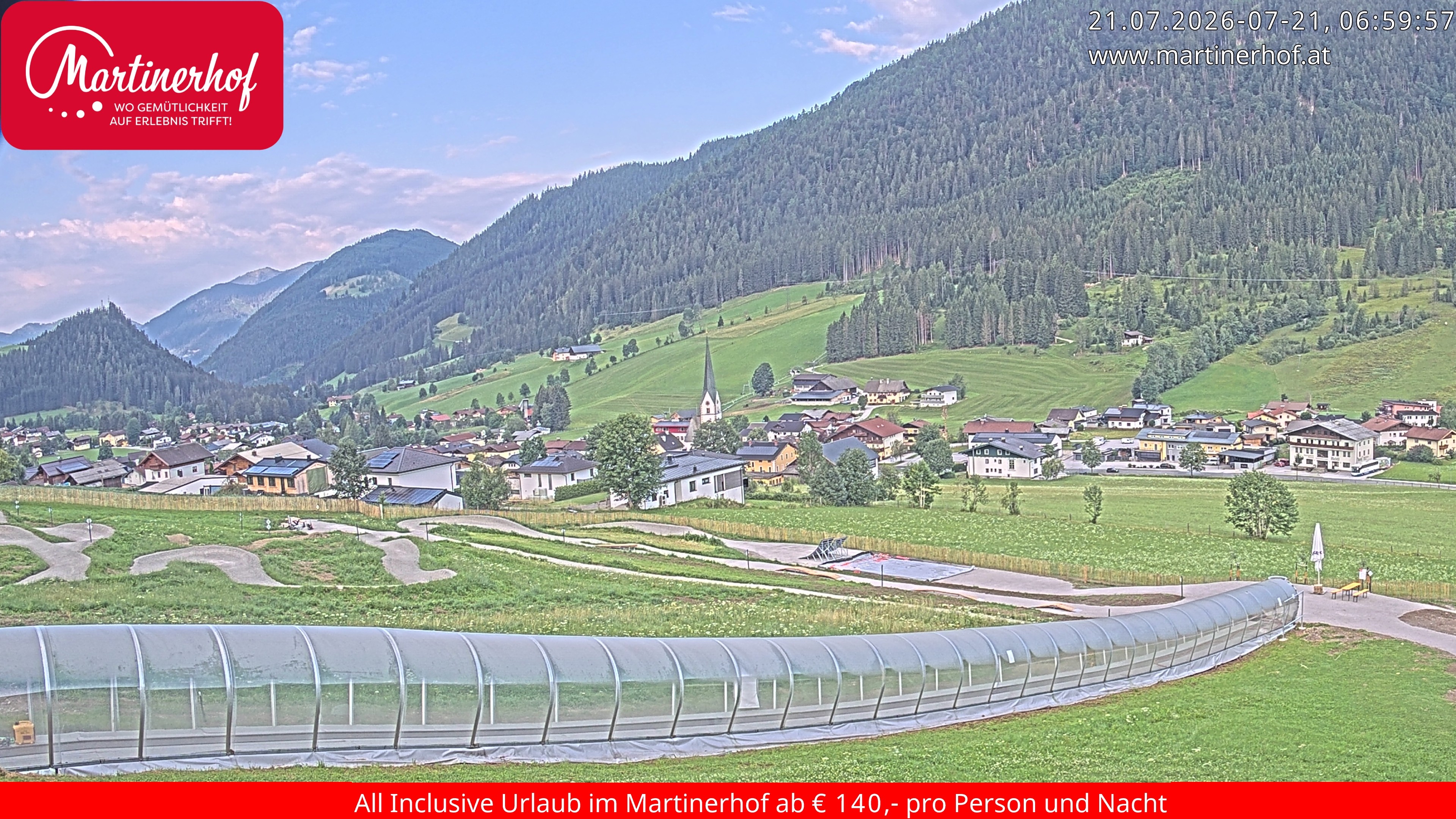 Archiv Foto Webcam Sicht auf St. Martin am Tennengebirge