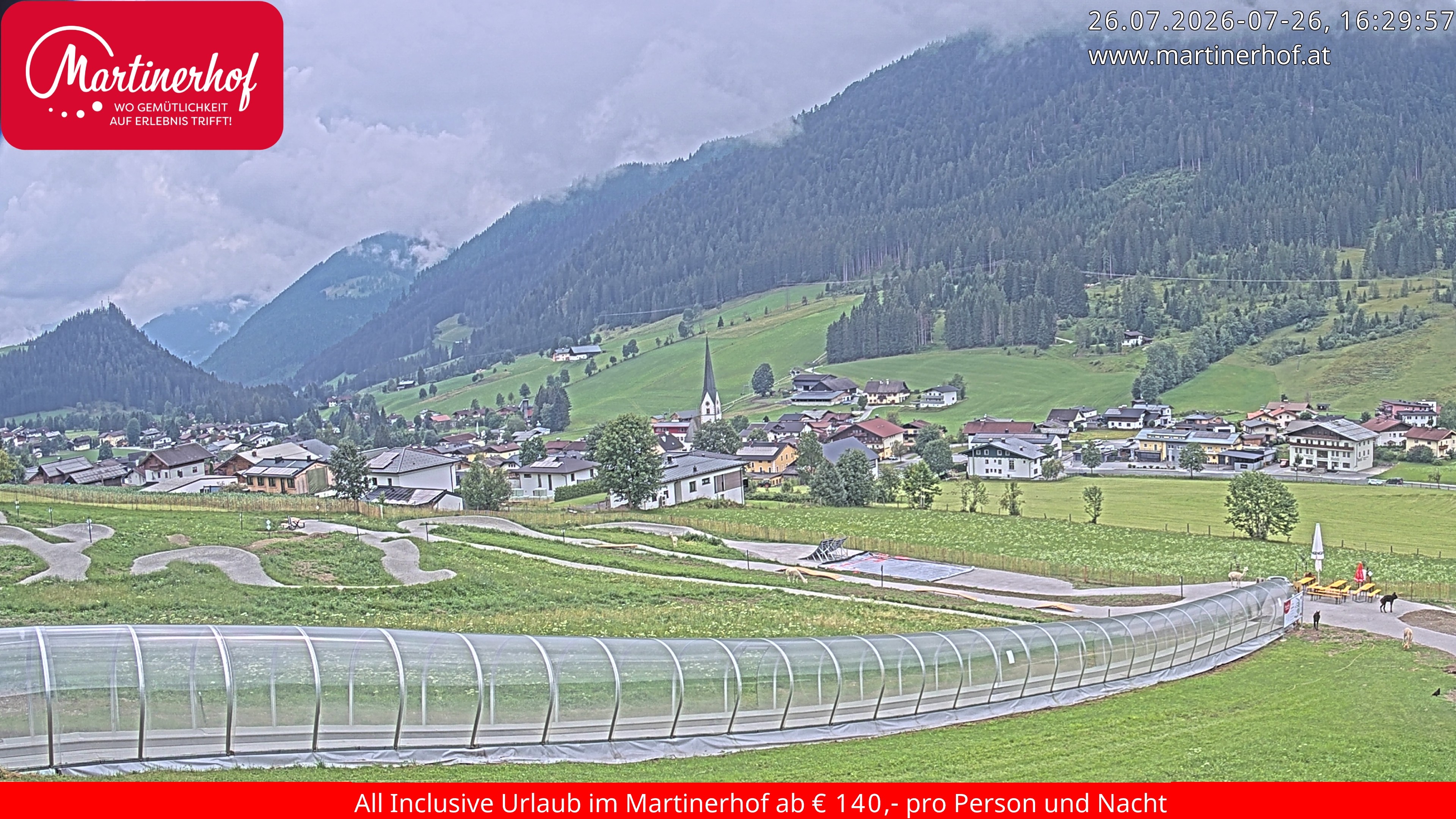Archived image Webcam Clear view of the town St. Martin in the greater area of Salzburg