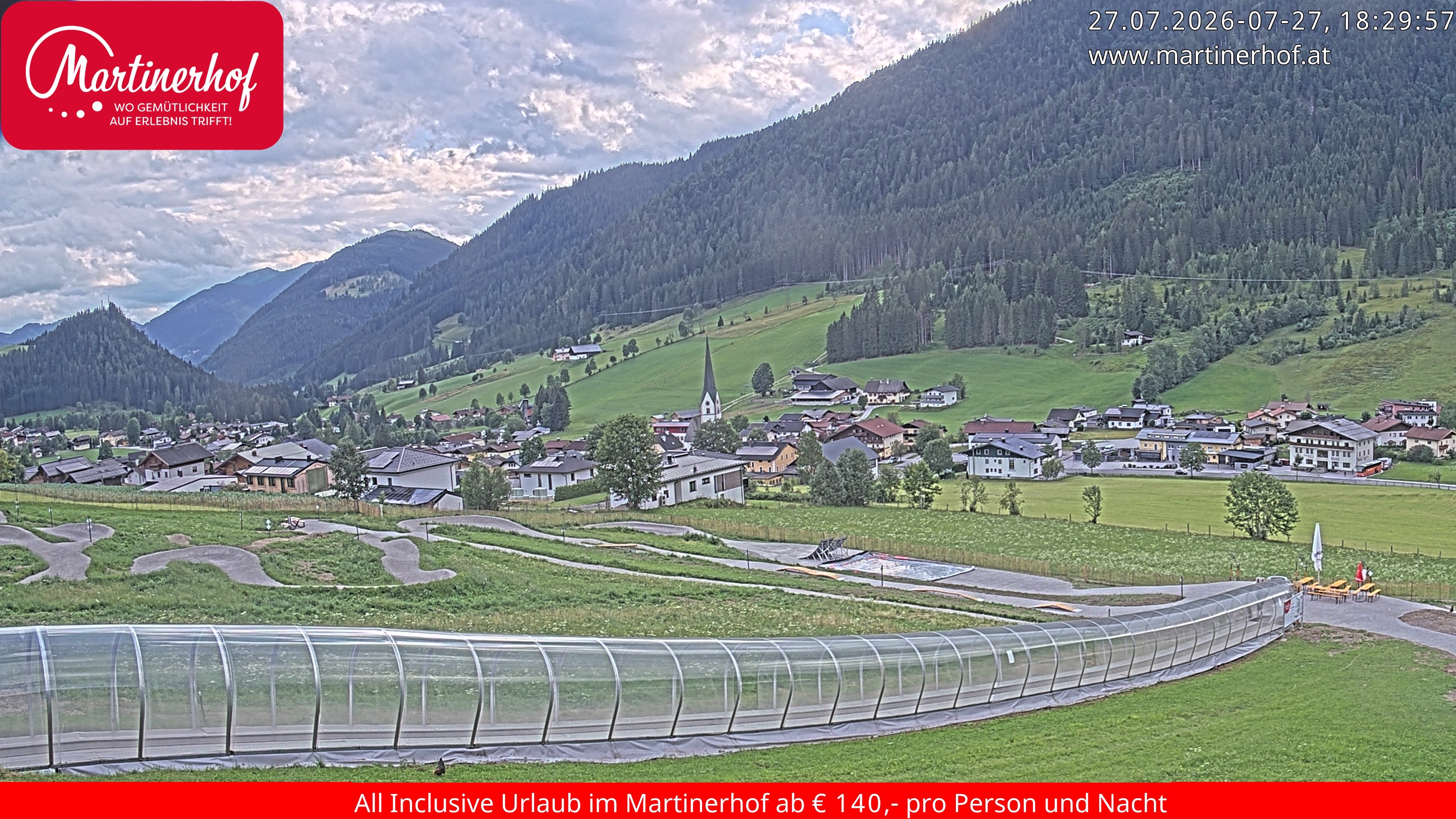 Archiv Foto Webcam Sicht auf St. Martin am Tennengebirge
