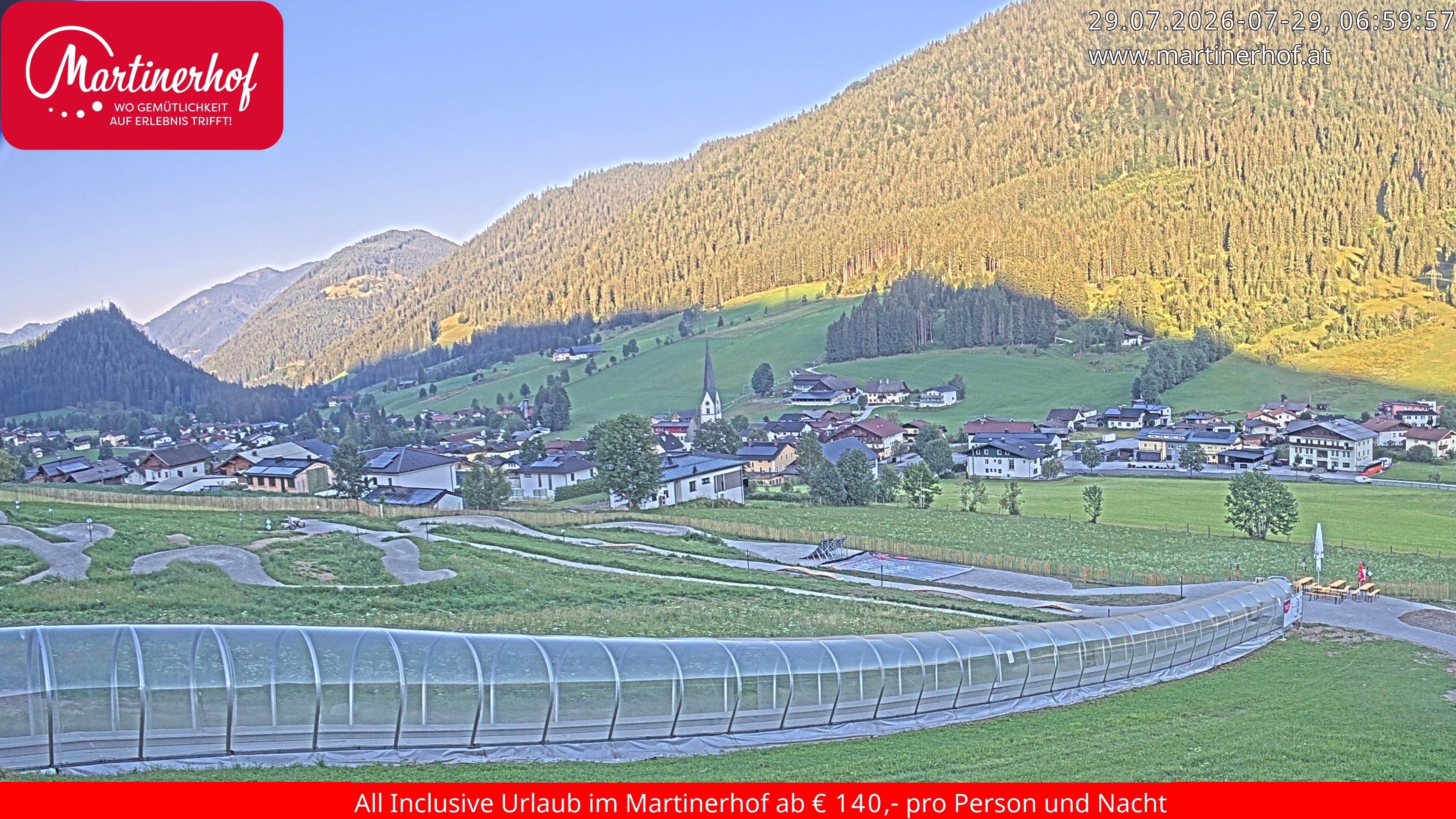Archiv Foto Webcam Sicht auf St. Martin am Tennengebirge