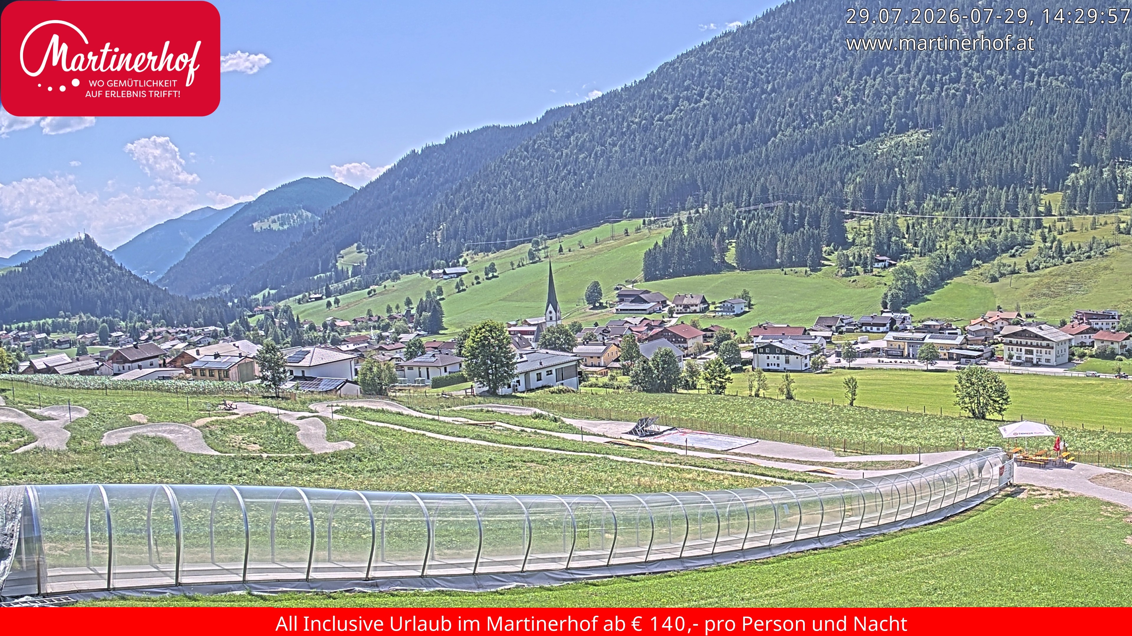 Archiv Foto Webcam Sicht auf St. Martin am Tennengebirge
