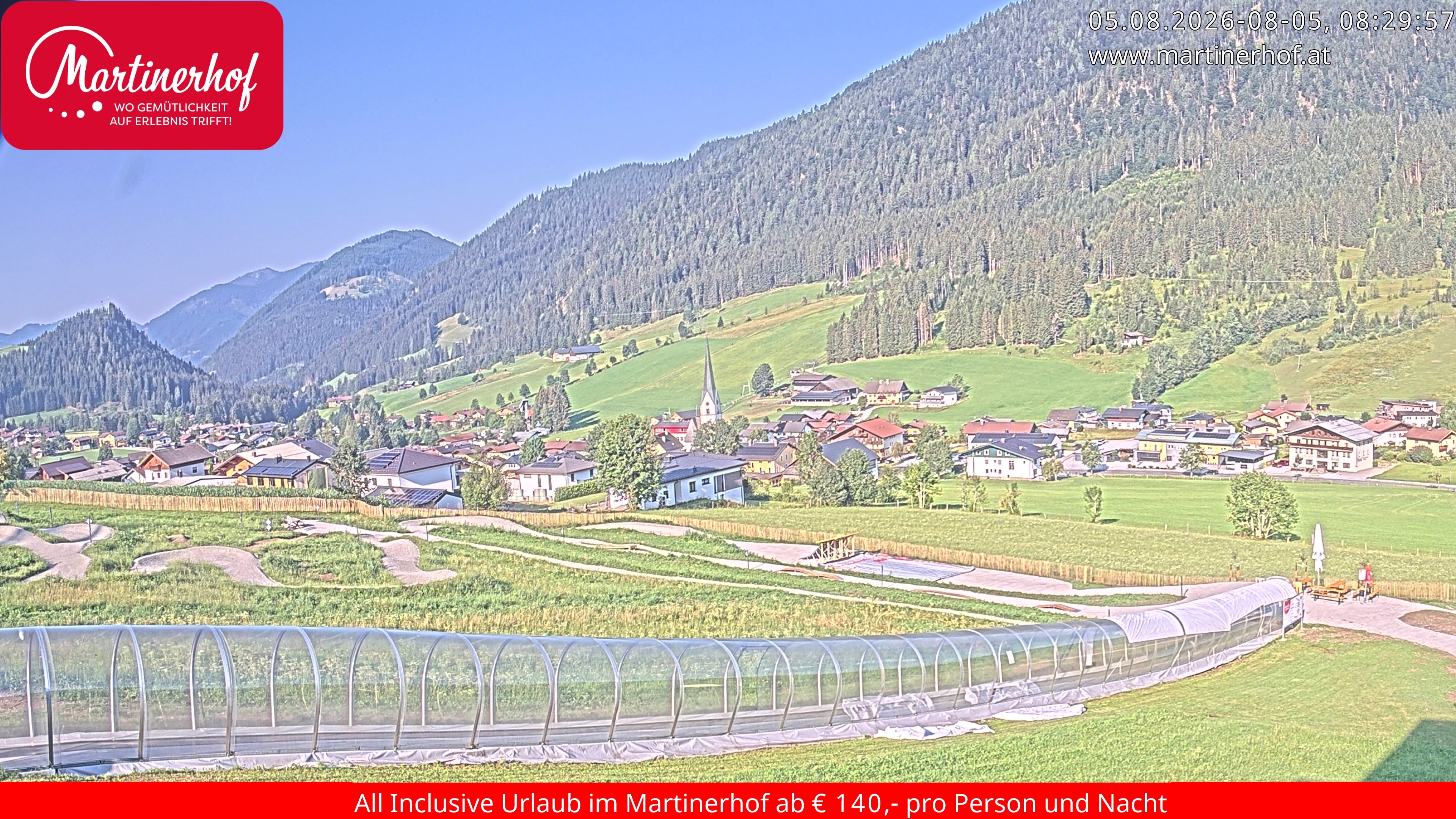 Archived image Webcam Clear view of the town St. Martin in the greater area of Salzburg