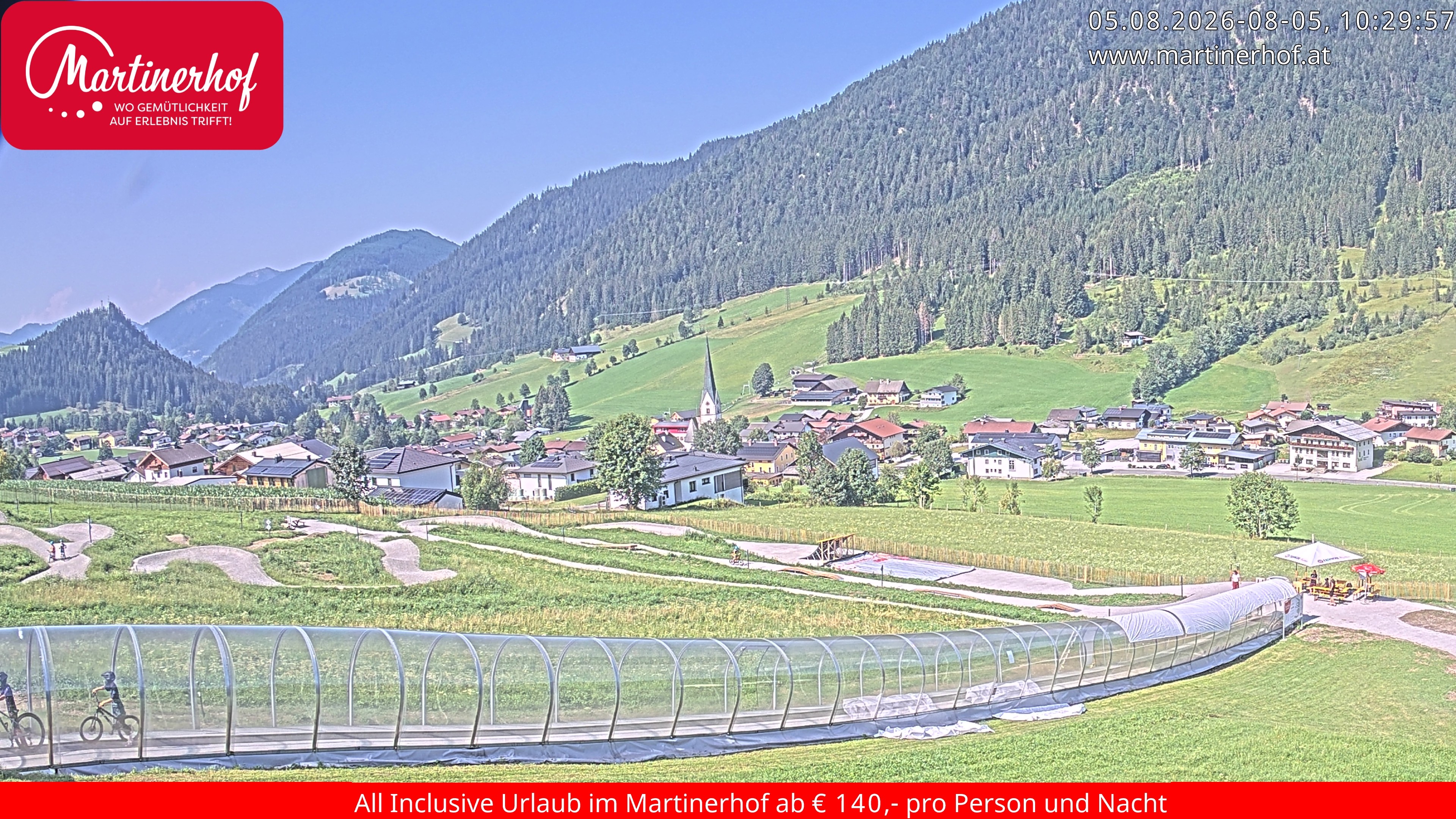 Archived image Webcam Clear view of the town St. Martin in the greater area of Salzburg