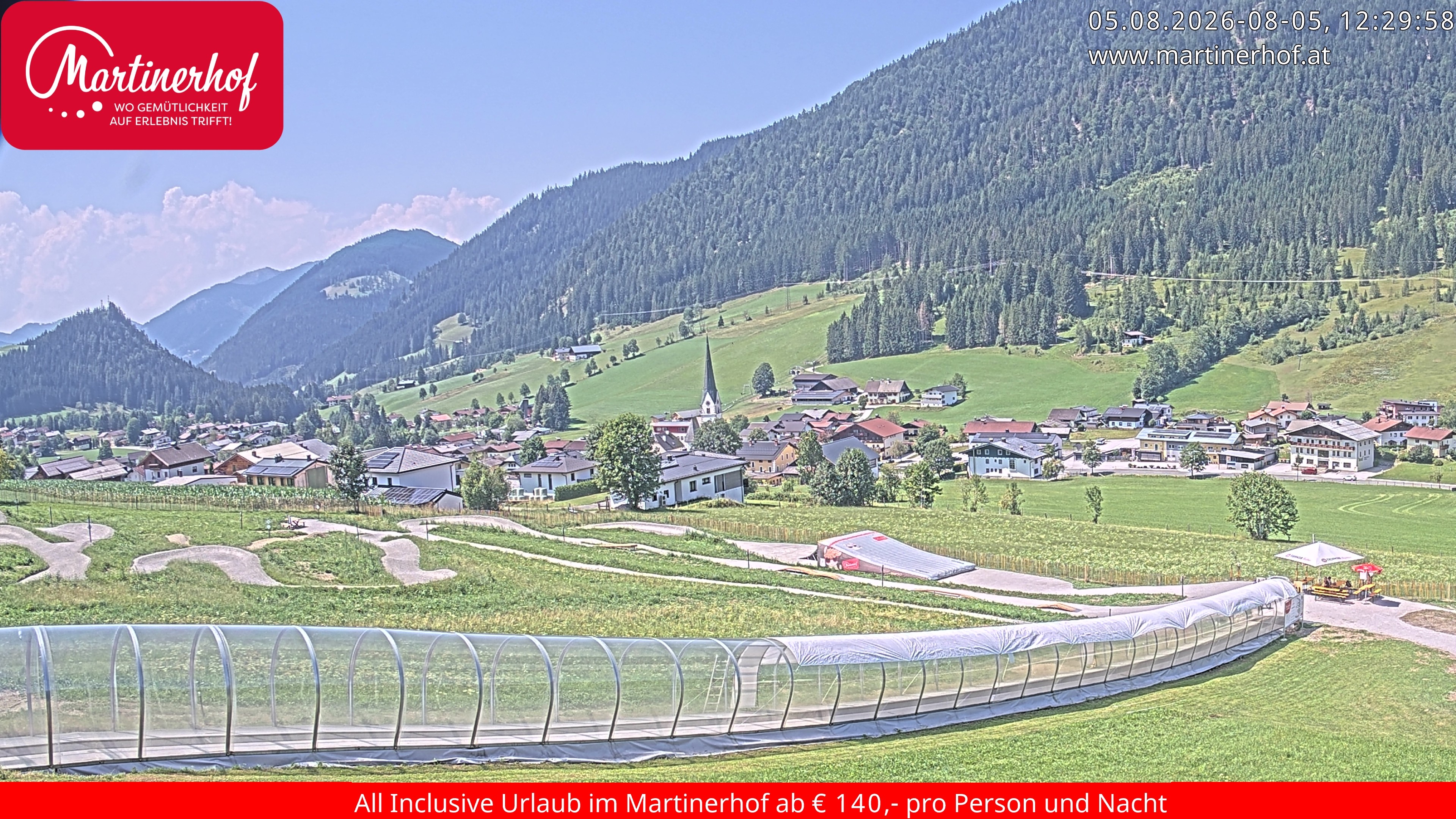 Archived image Webcam Clear view of the town St. Martin in the greater area of Salzburg