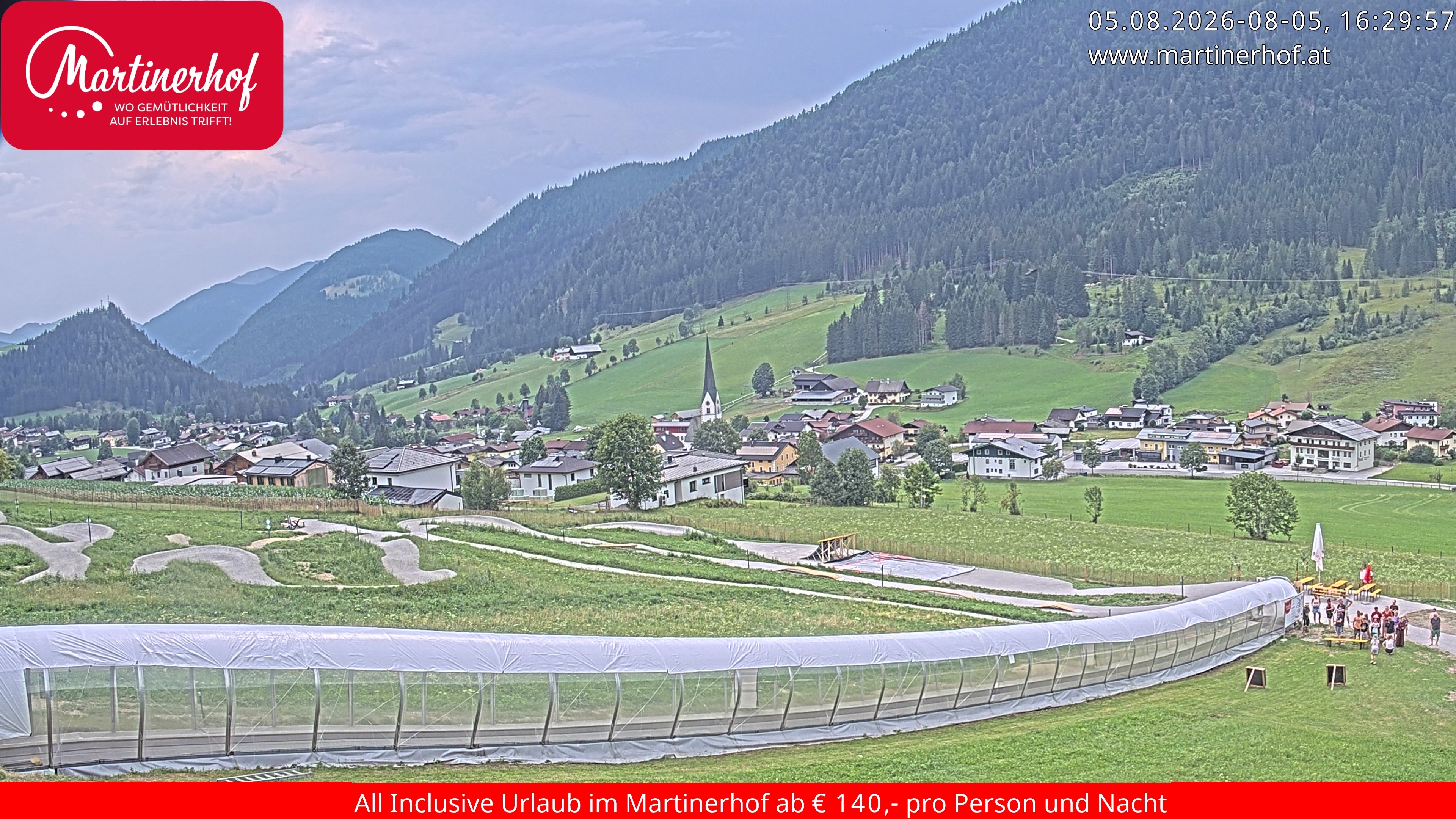 Archived image Webcam Clear view of the town St. Martin in the greater area of Salzburg