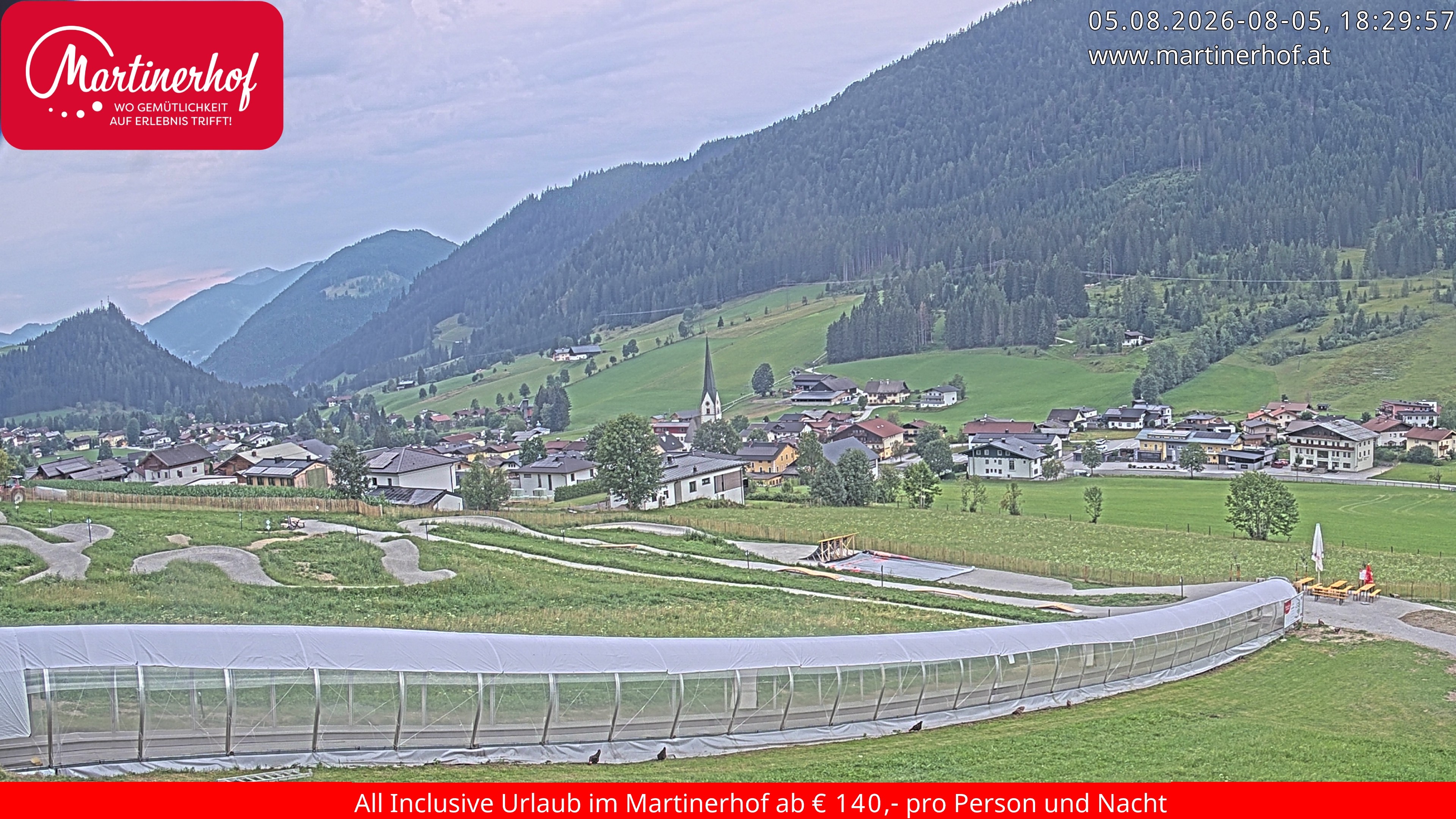 Archived image Webcam Clear view of the town St. Martin in the greater area of Salzburg
