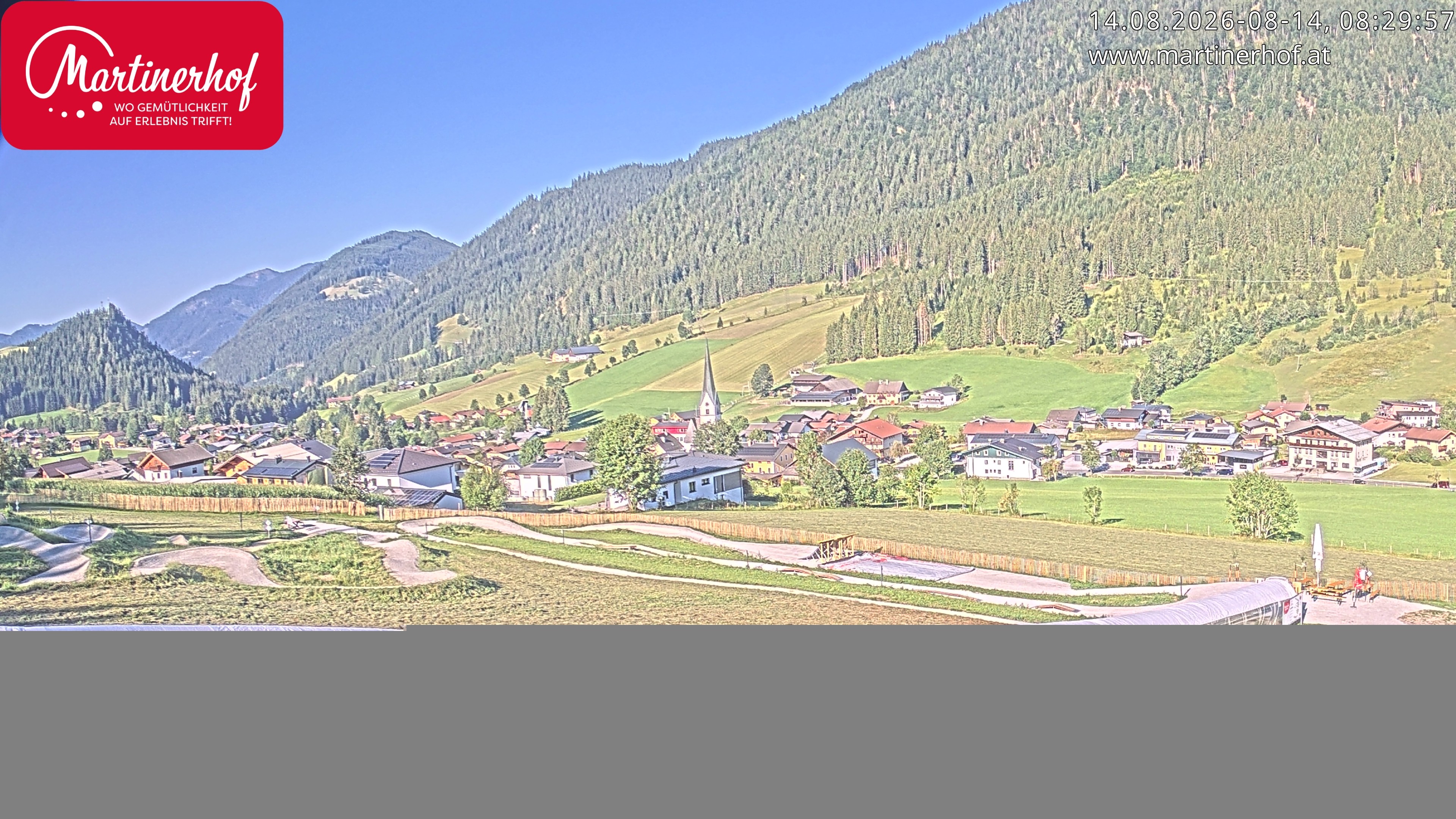 Archiv Foto Webcam Sicht auf St. Martin am Tennengebirge