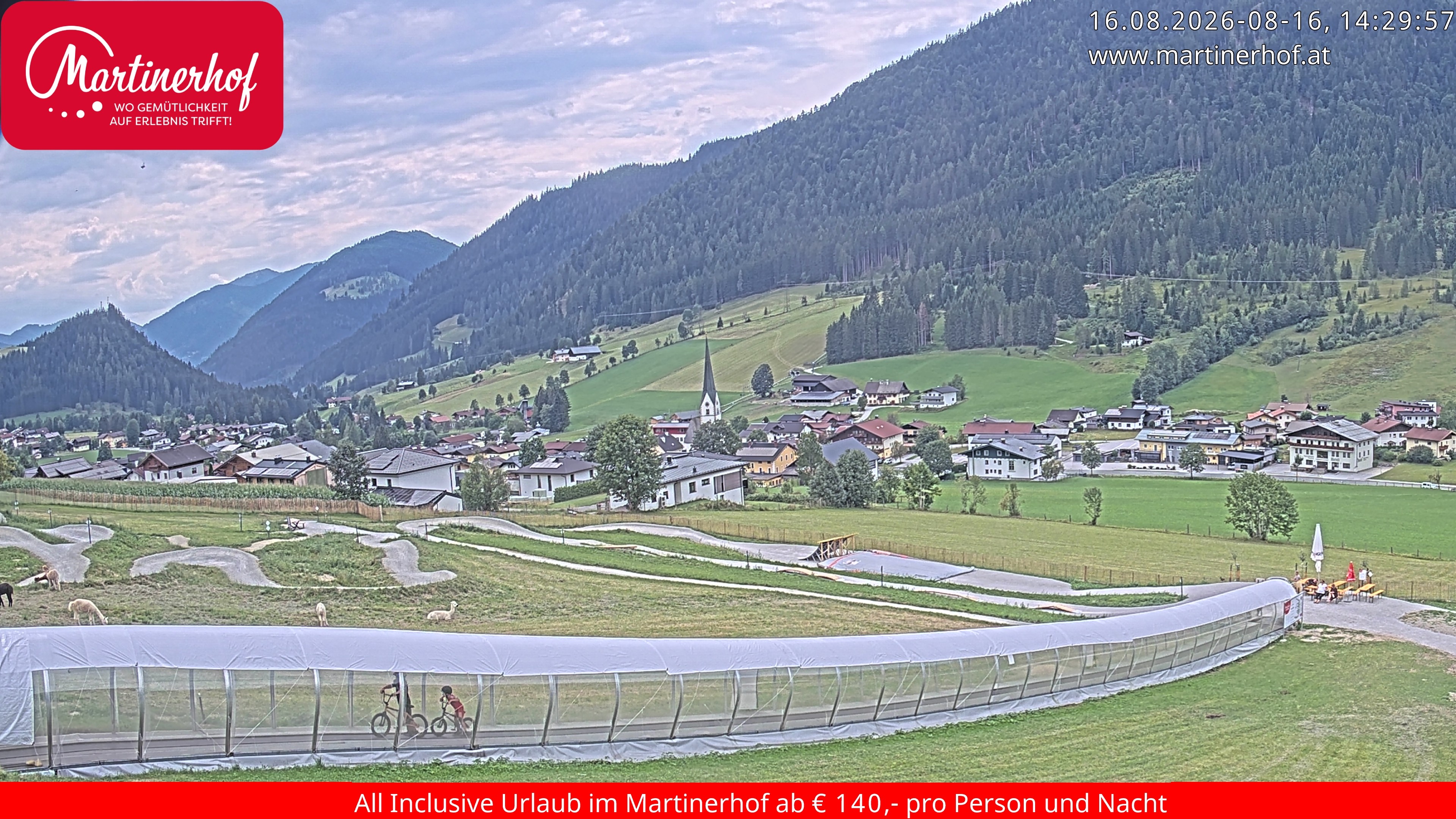 Archiv Foto Webcam Sicht auf St. Martin am Tennengebirge