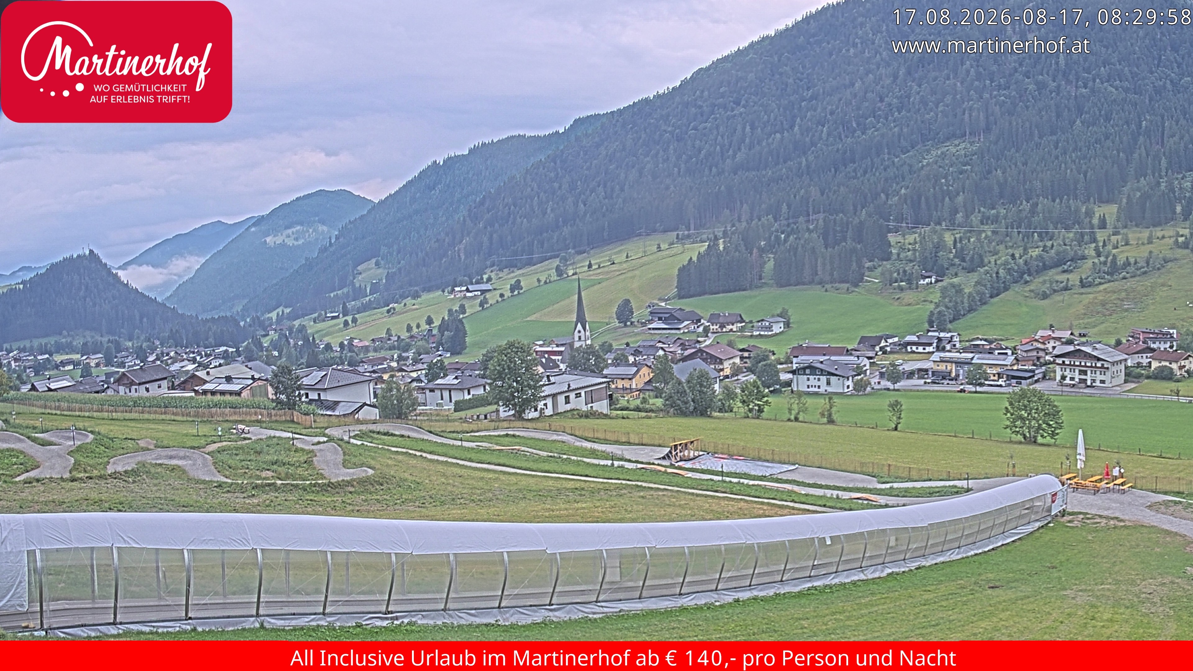Archived image Webcam Clear view of the town St. Martin in the greater area of Salzburg