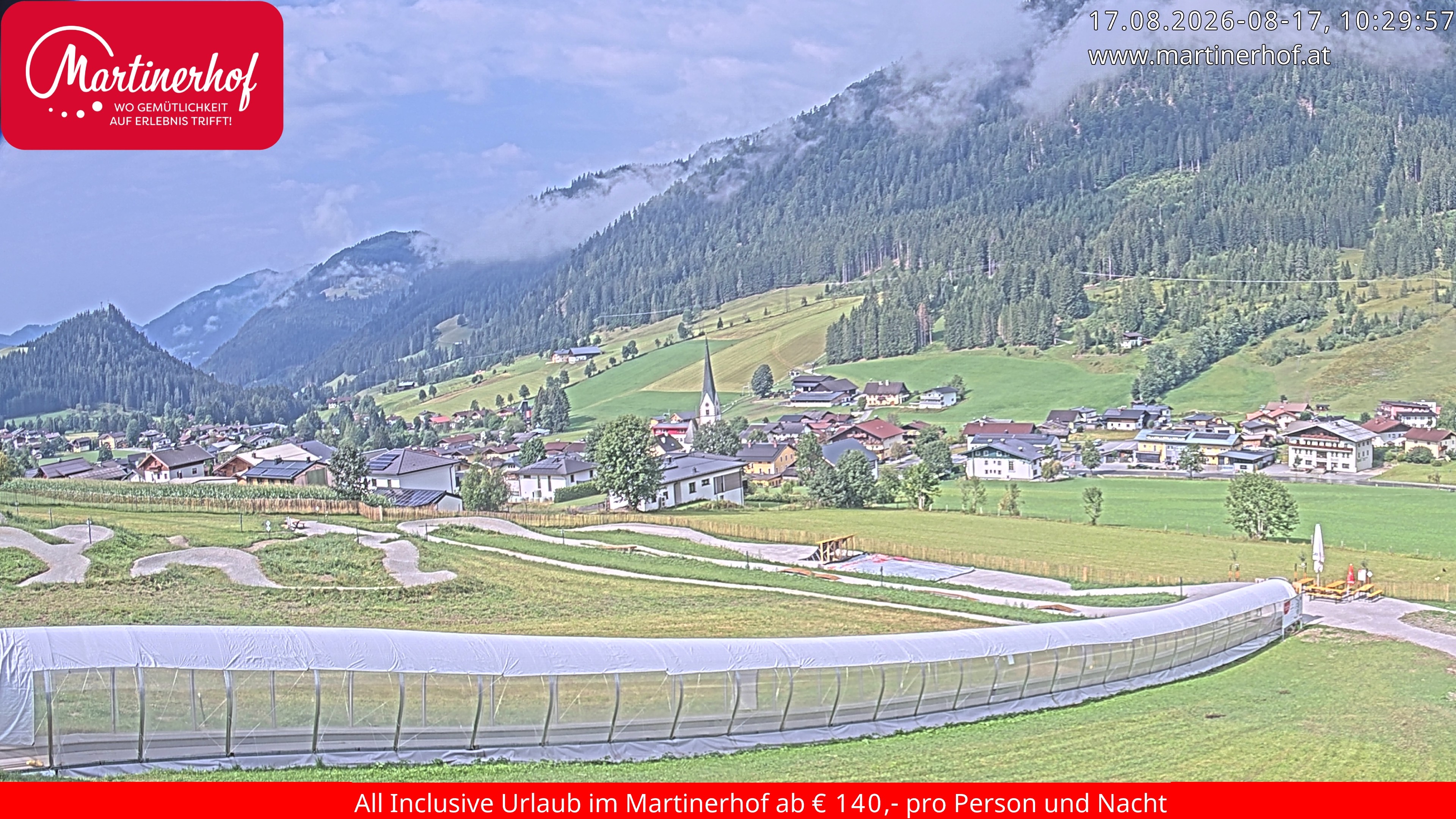 Archived image Webcam Clear view of the town St. Martin in the greater area of Salzburg