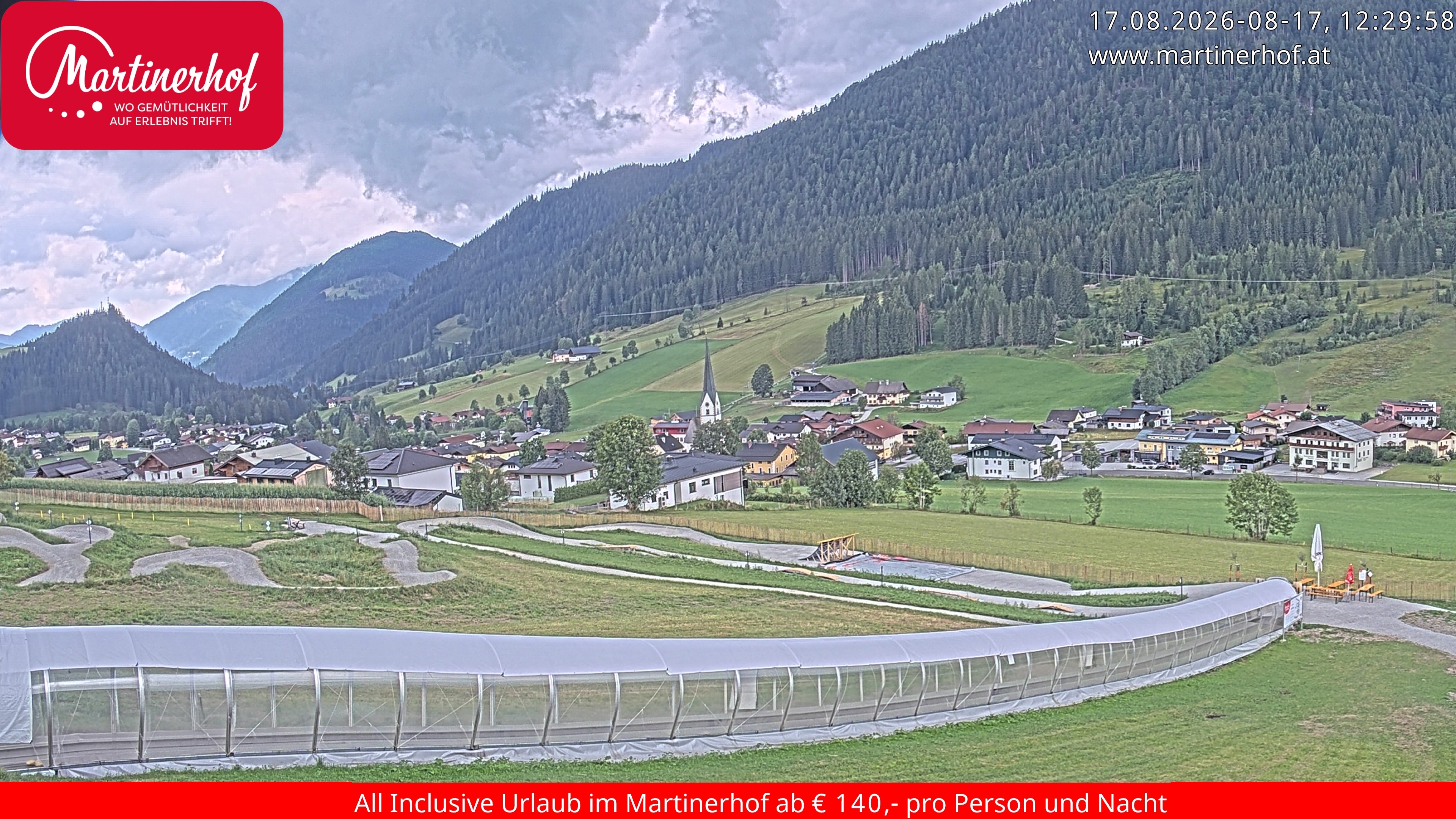 Archived image Webcam Clear view of the town St. Martin in the greater area of Salzburg