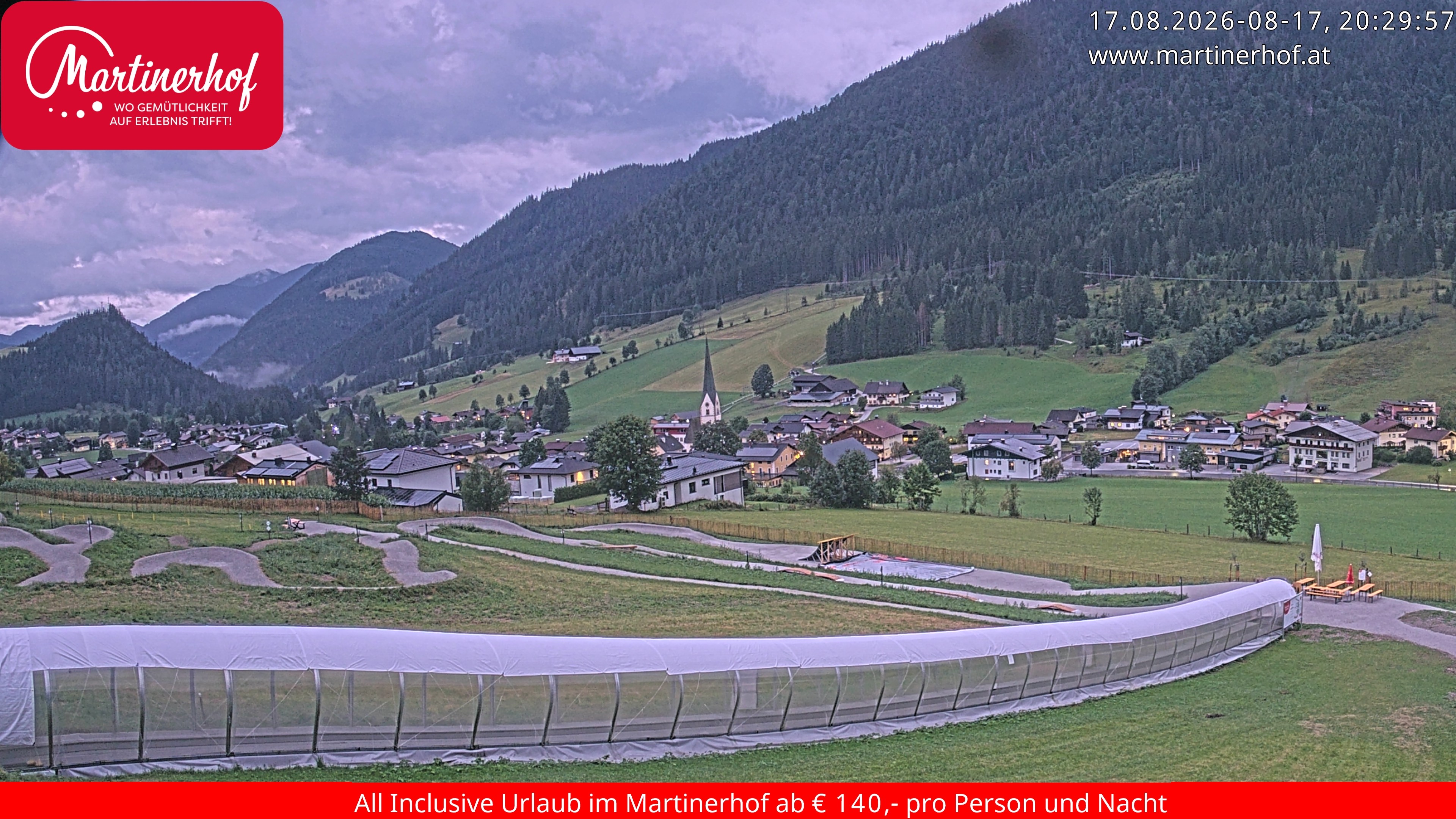 Archived image Webcam Clear view of the town St. Martin in the greater area of Salzburg