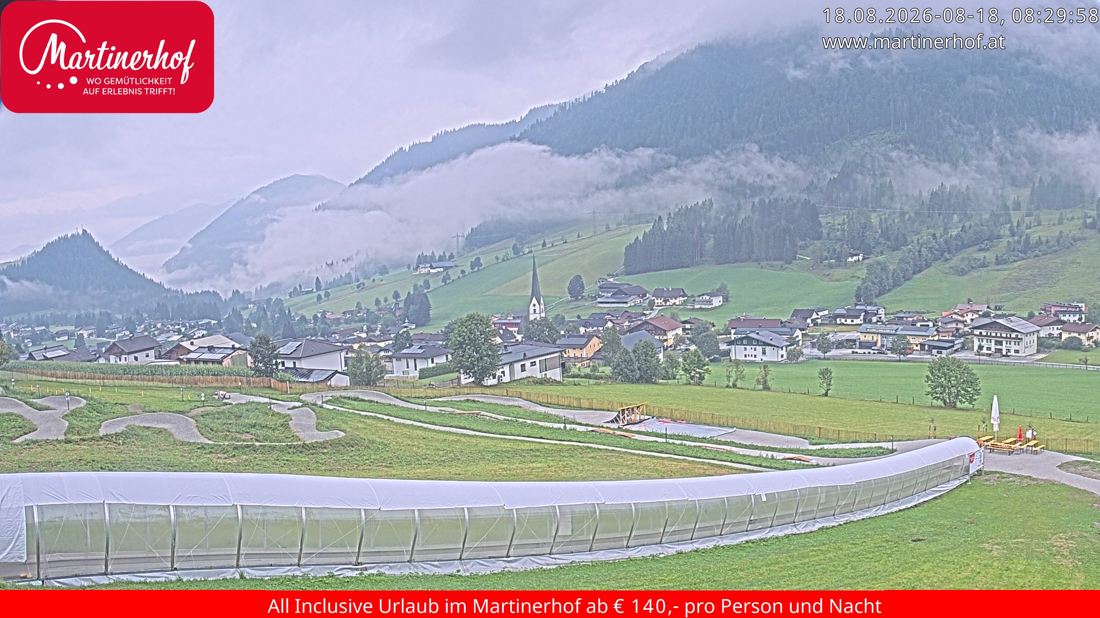 Archiv Foto Webcam Sicht auf St. Martin am Tennengebirge