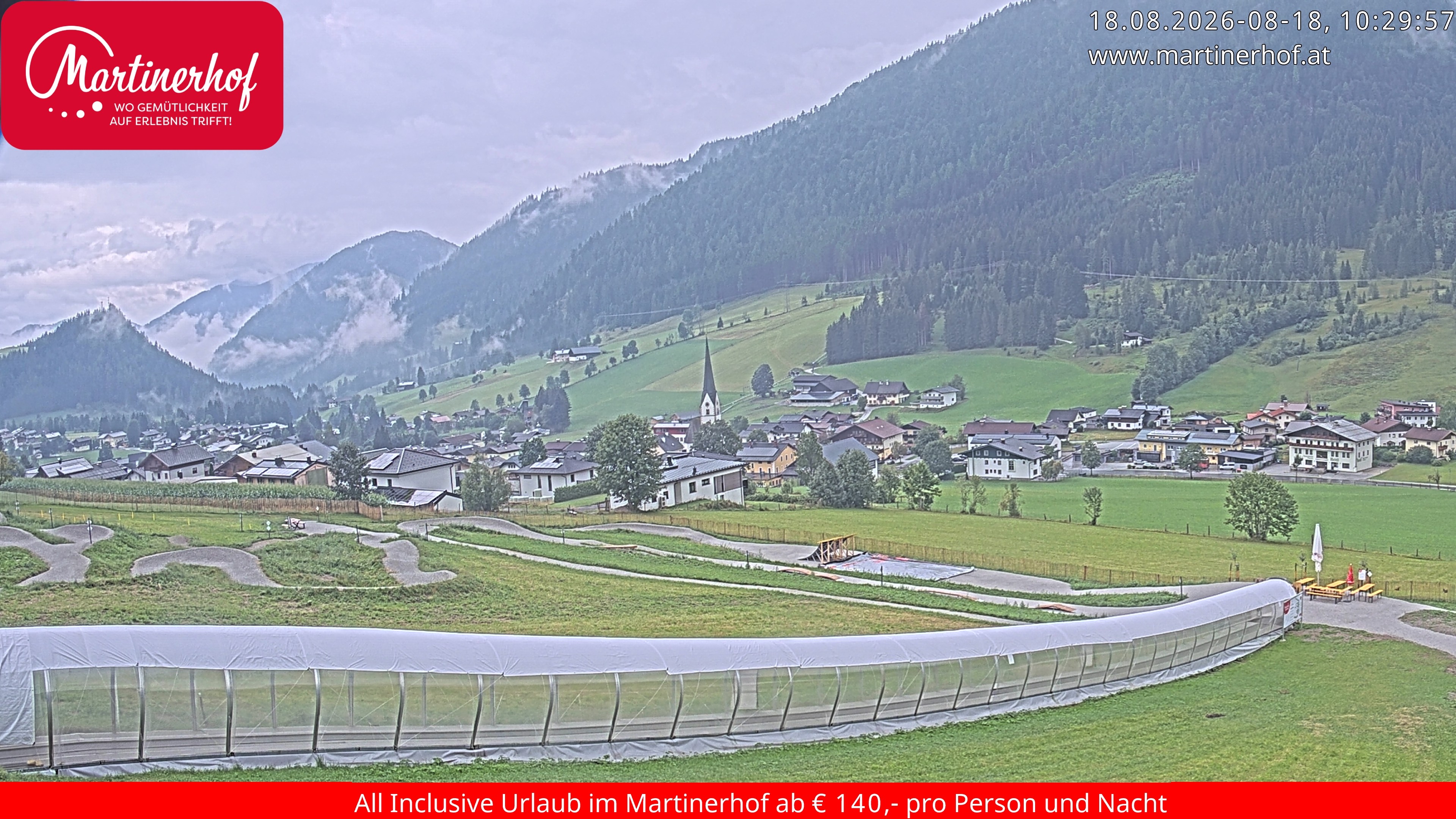 Archiv Foto Webcam Sicht auf St. Martin am Tennengebirge