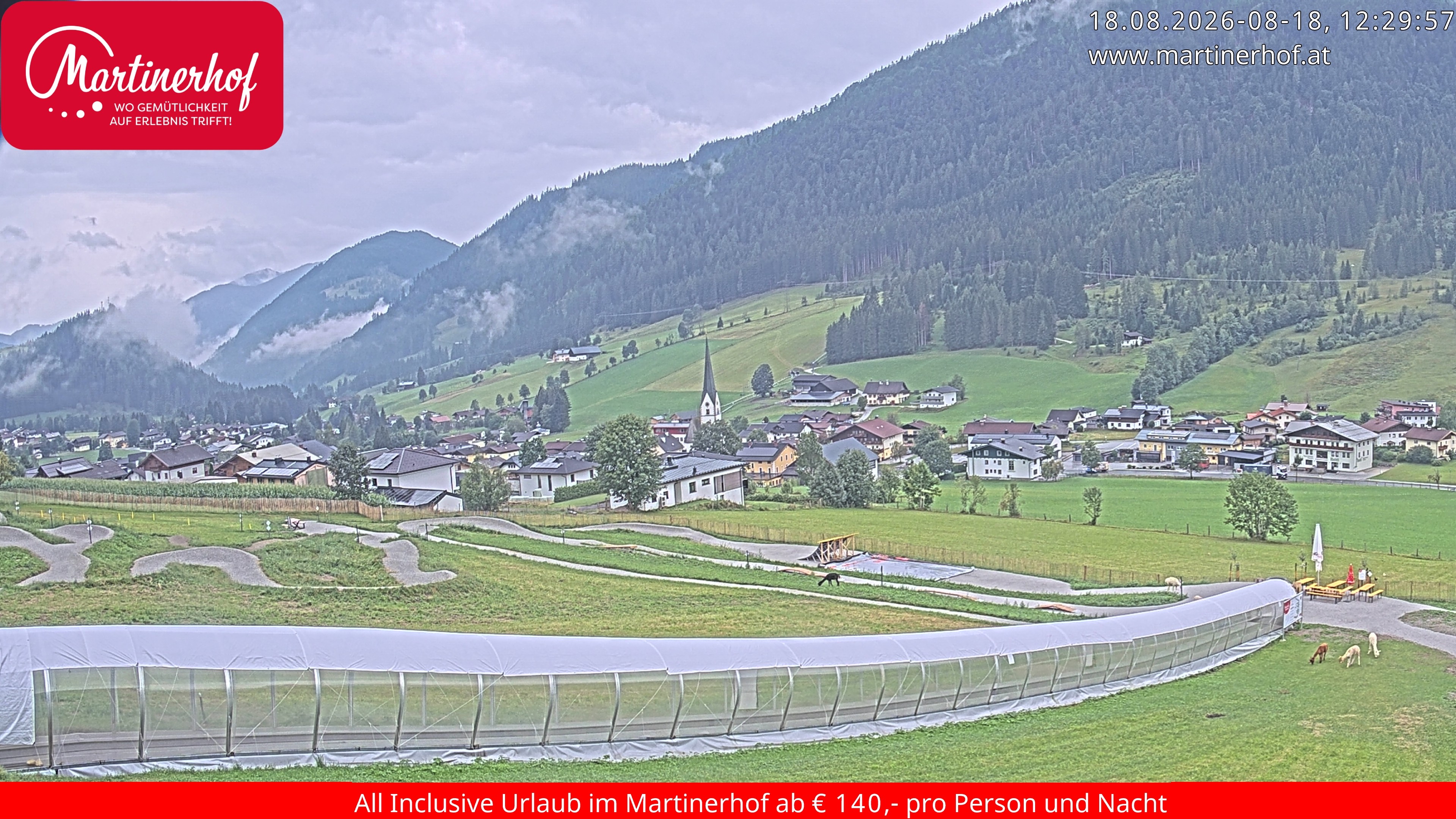 Archiv Foto Webcam Sicht auf St. Martin am Tennengebirge