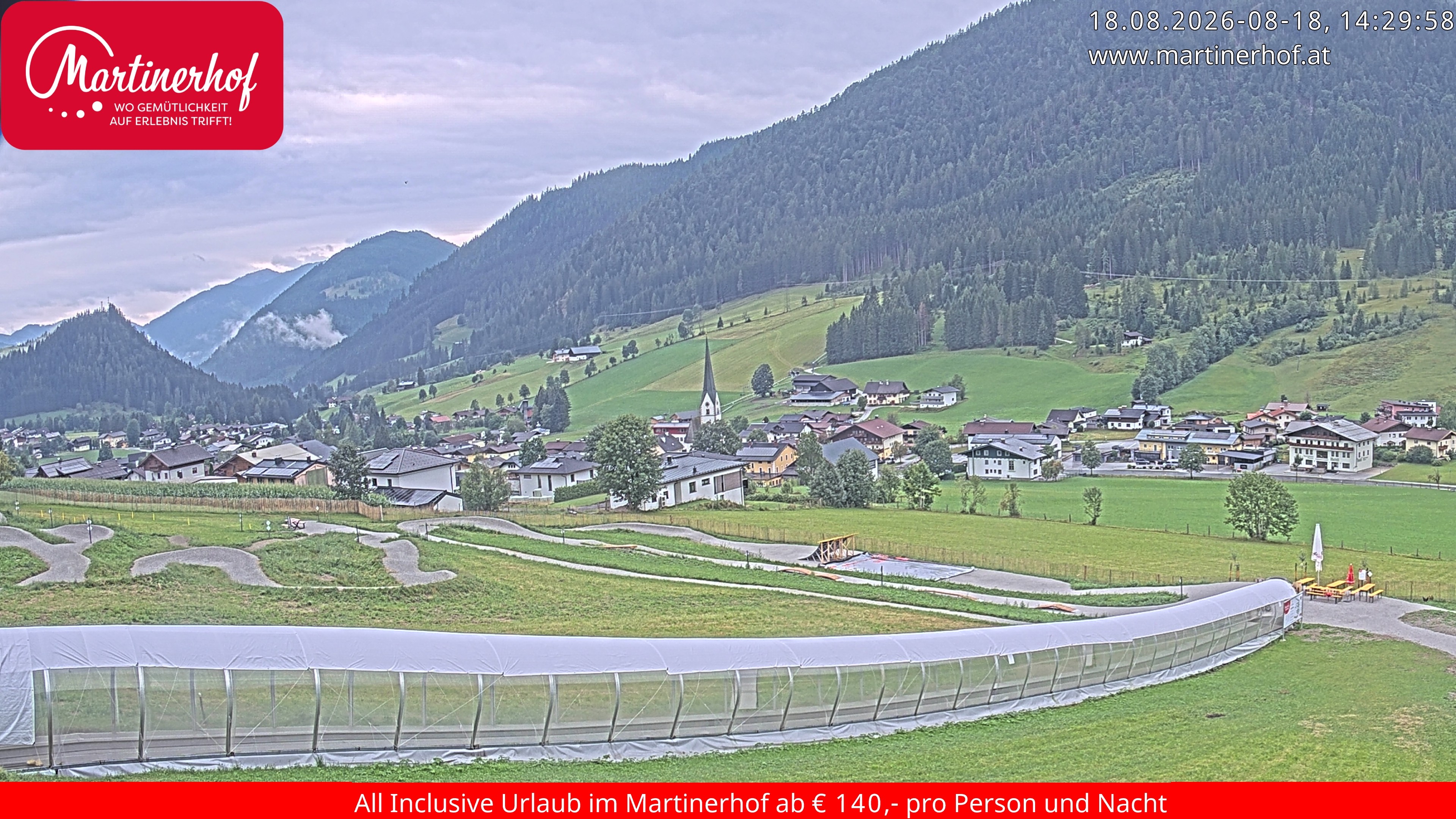Archiv Foto Webcam Sicht auf St. Martin am Tennengebirge