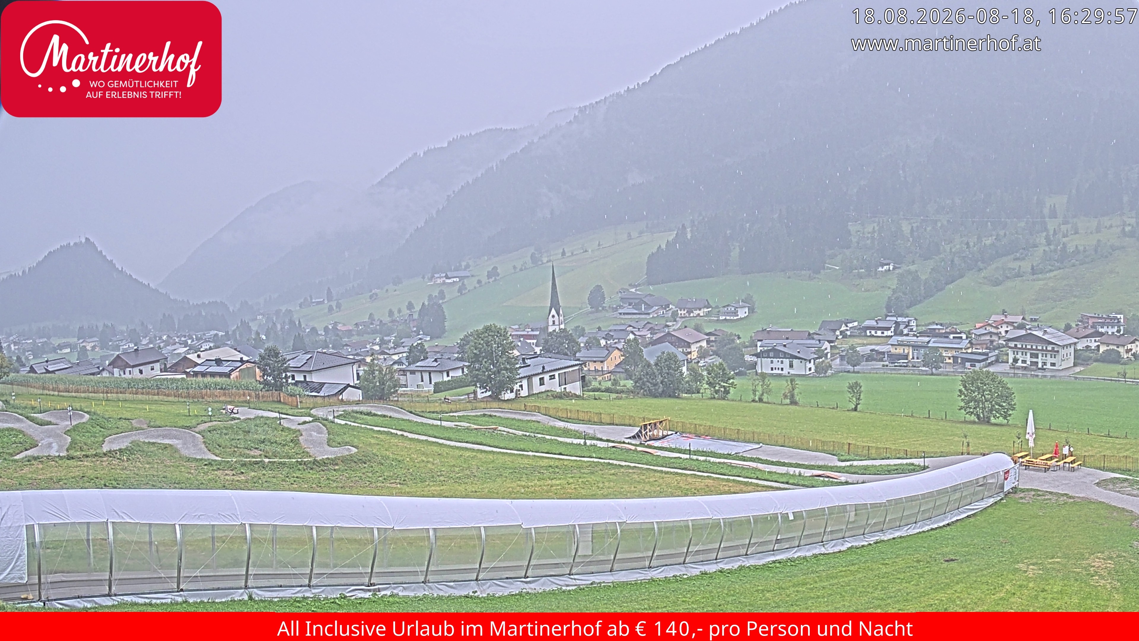 Archiv Foto Webcam Sicht auf St. Martin am Tennengebirge