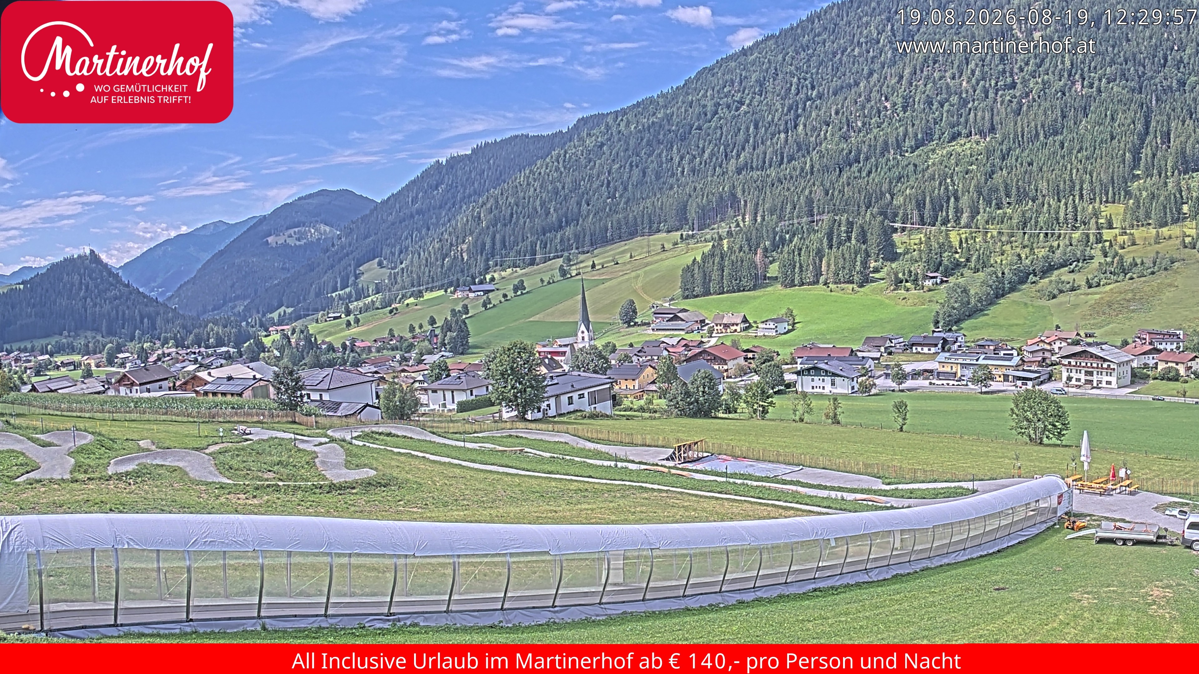 Archived image Webcam Clear view of the town St. Martin in the greater area of Salzburg