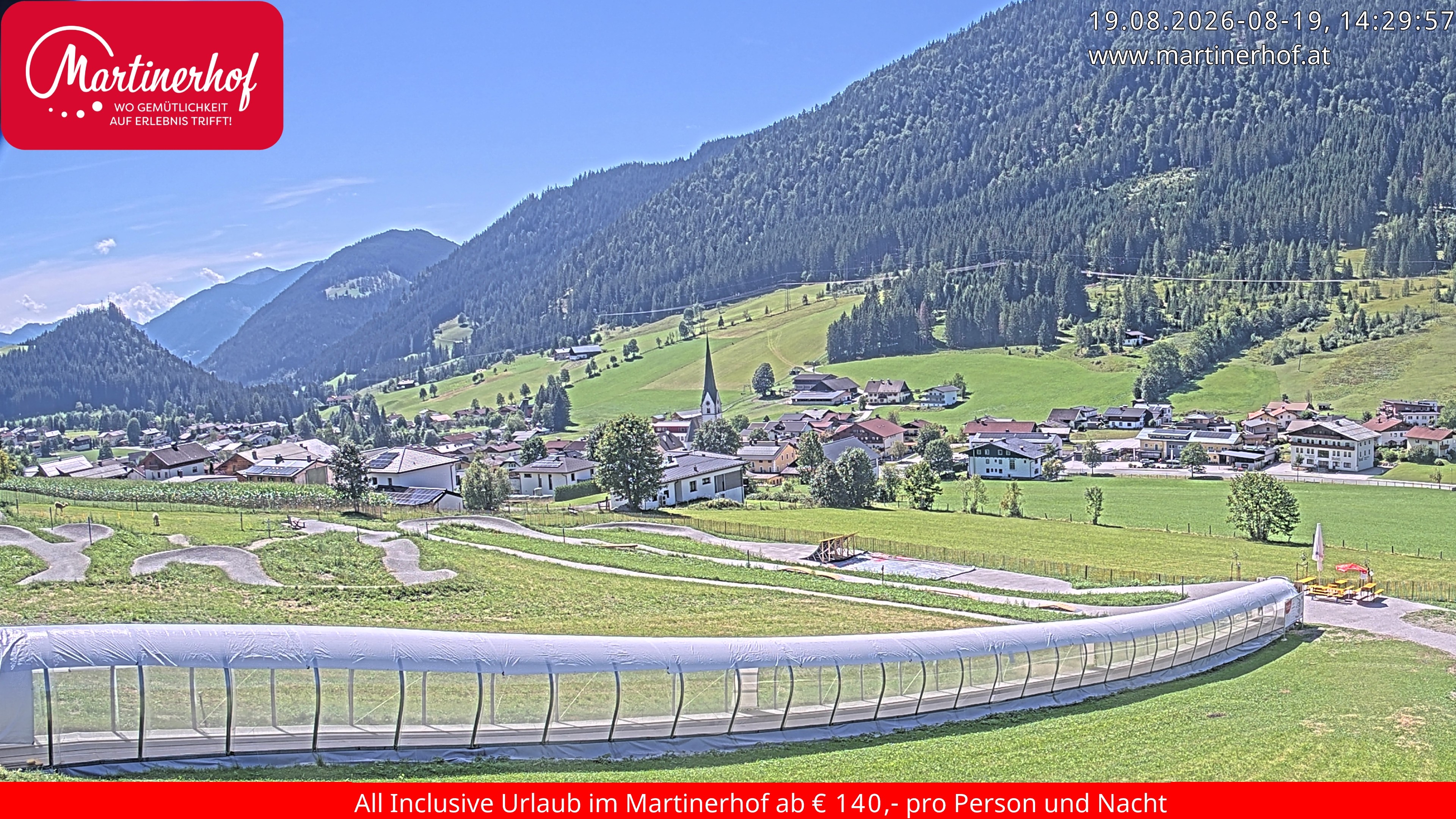 Archived image Webcam Clear view of the town St. Martin in the greater area of Salzburg