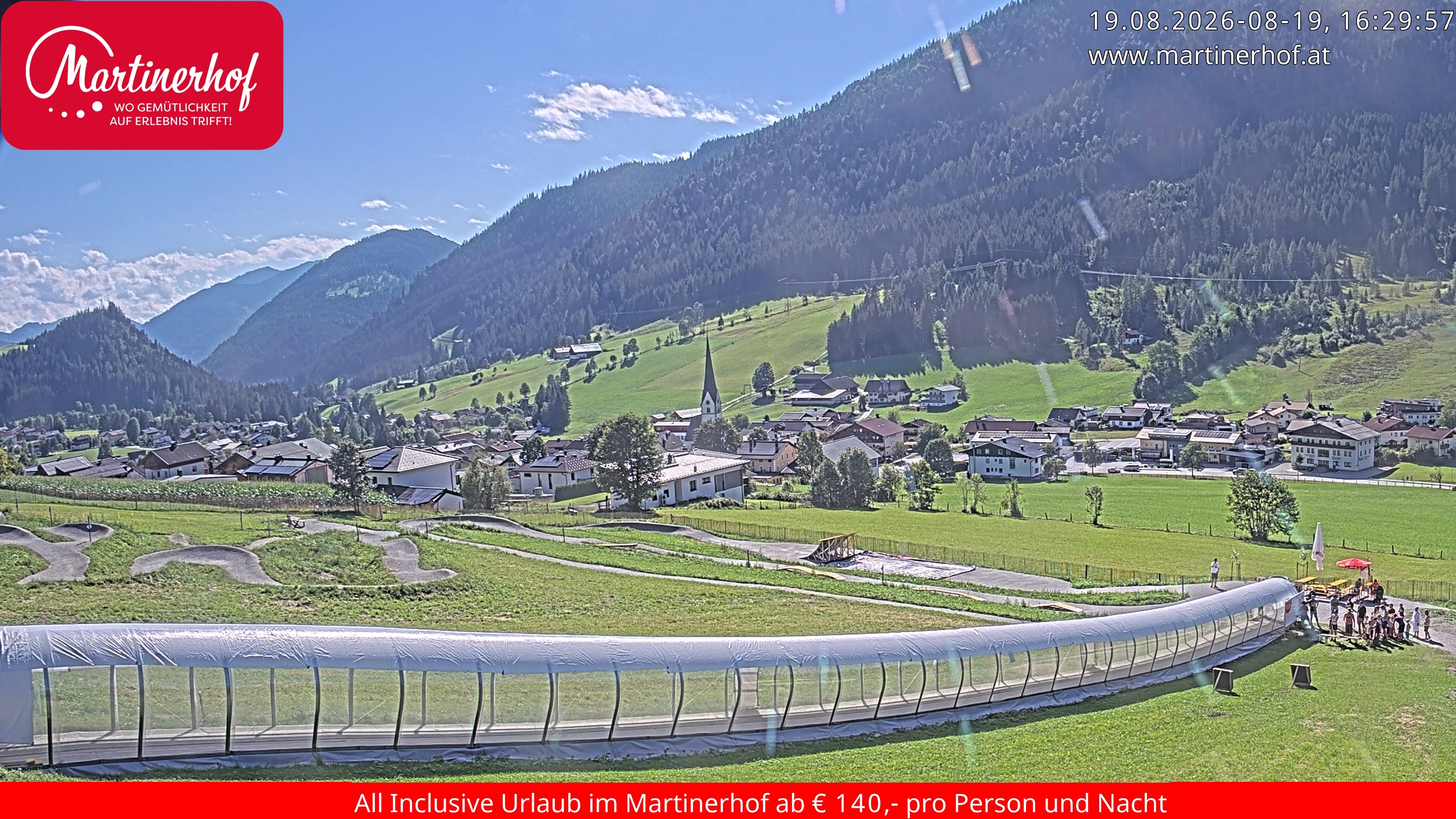 Archived image Webcam Clear view of the town St. Martin in the greater area of Salzburg