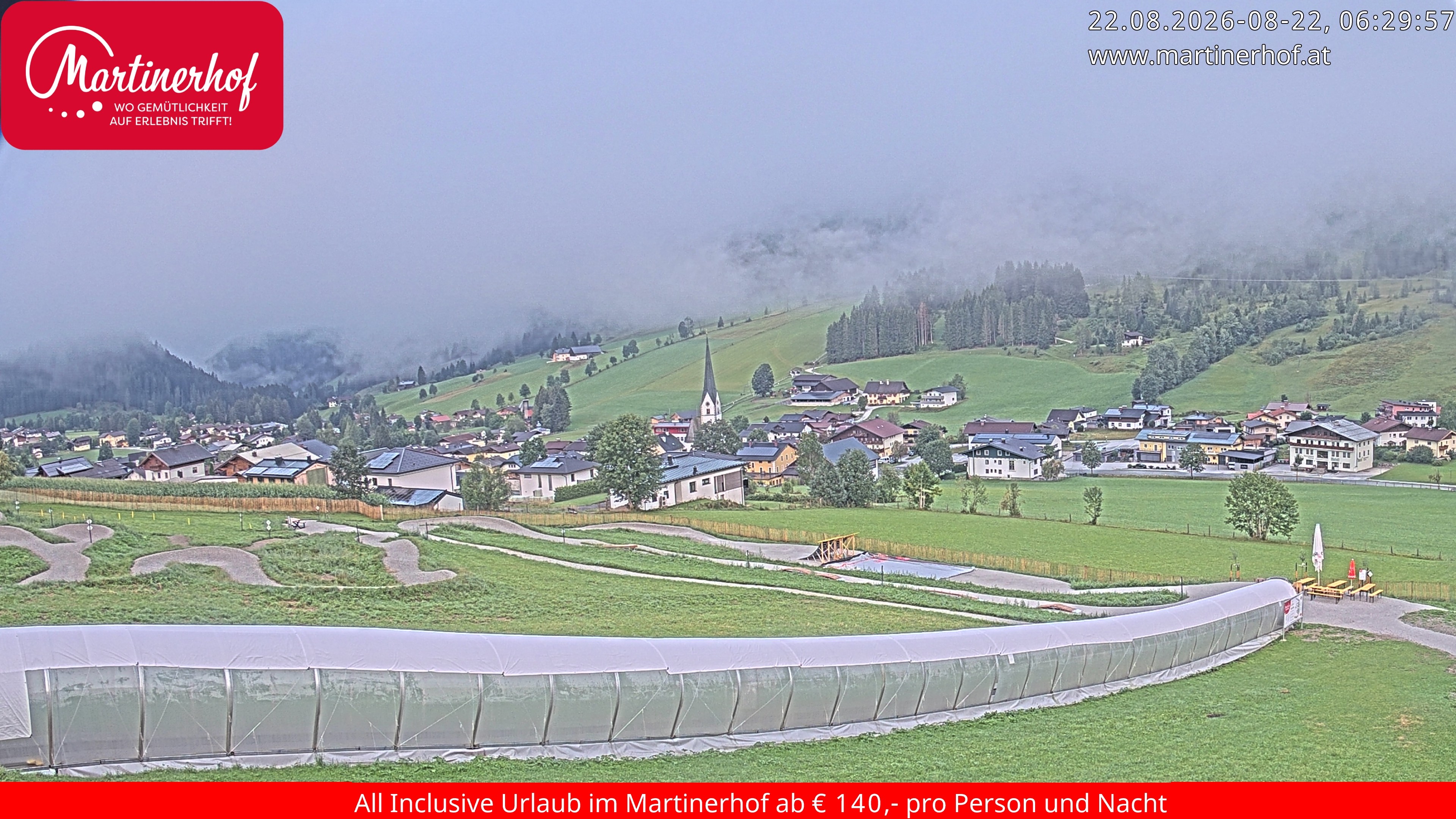 Archiv Foto Webcam Sicht auf St. Martin am Tennengebirge