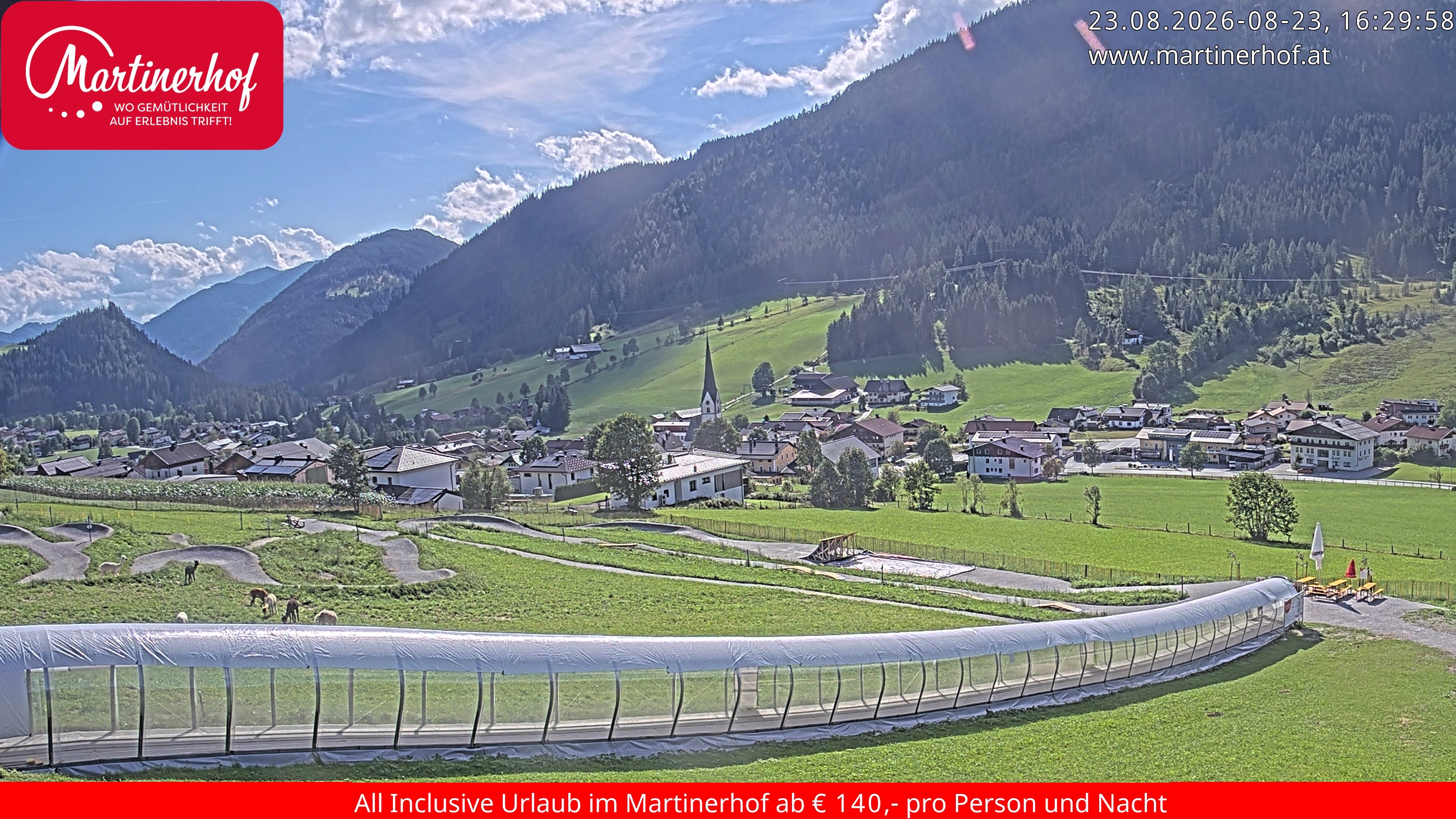 Archived image Webcam Clear view of the town St. Martin in the greater area of Salzburg