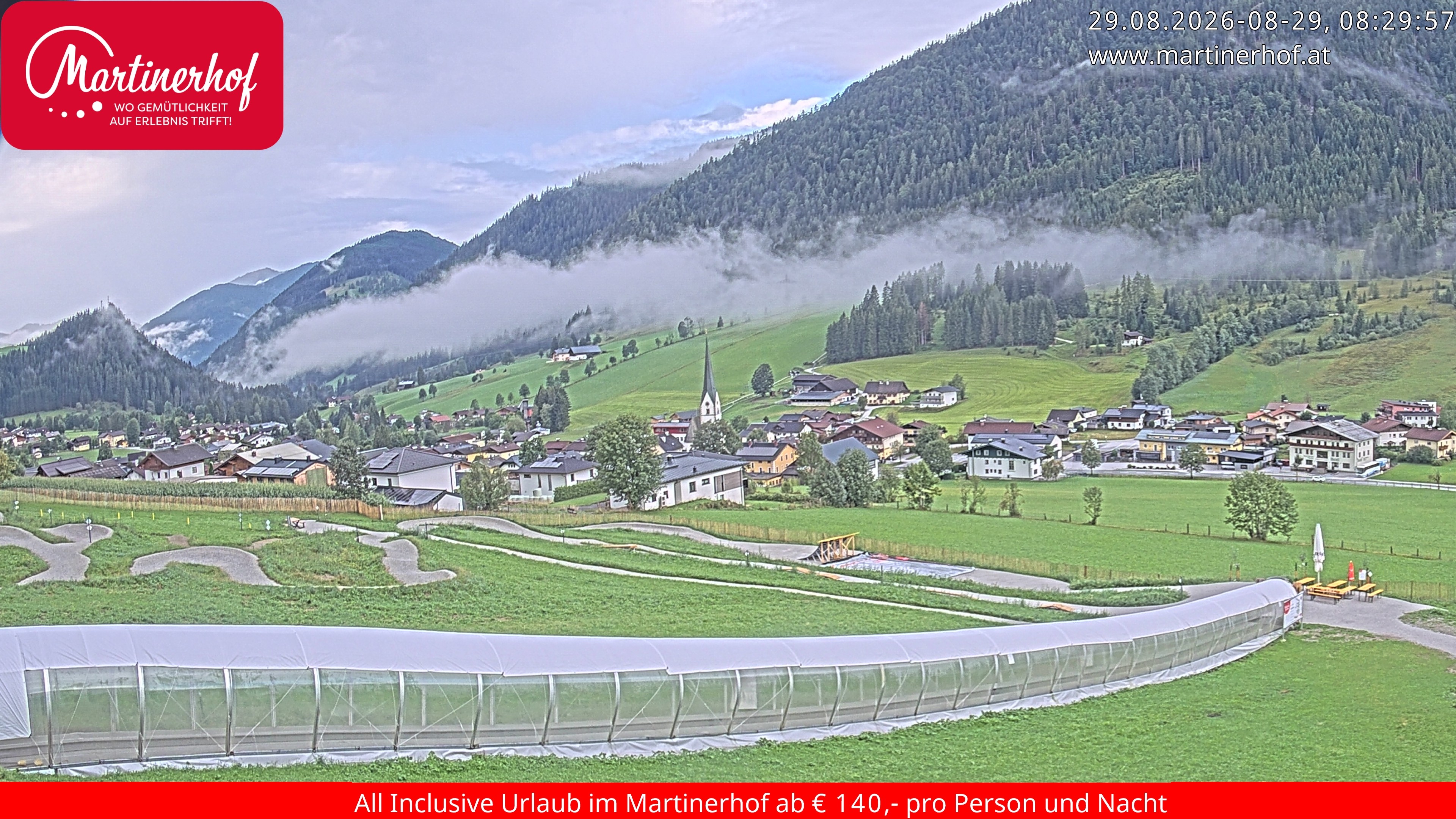 Archiv Foto Webcam Sicht auf St. Martin am Tennengebirge