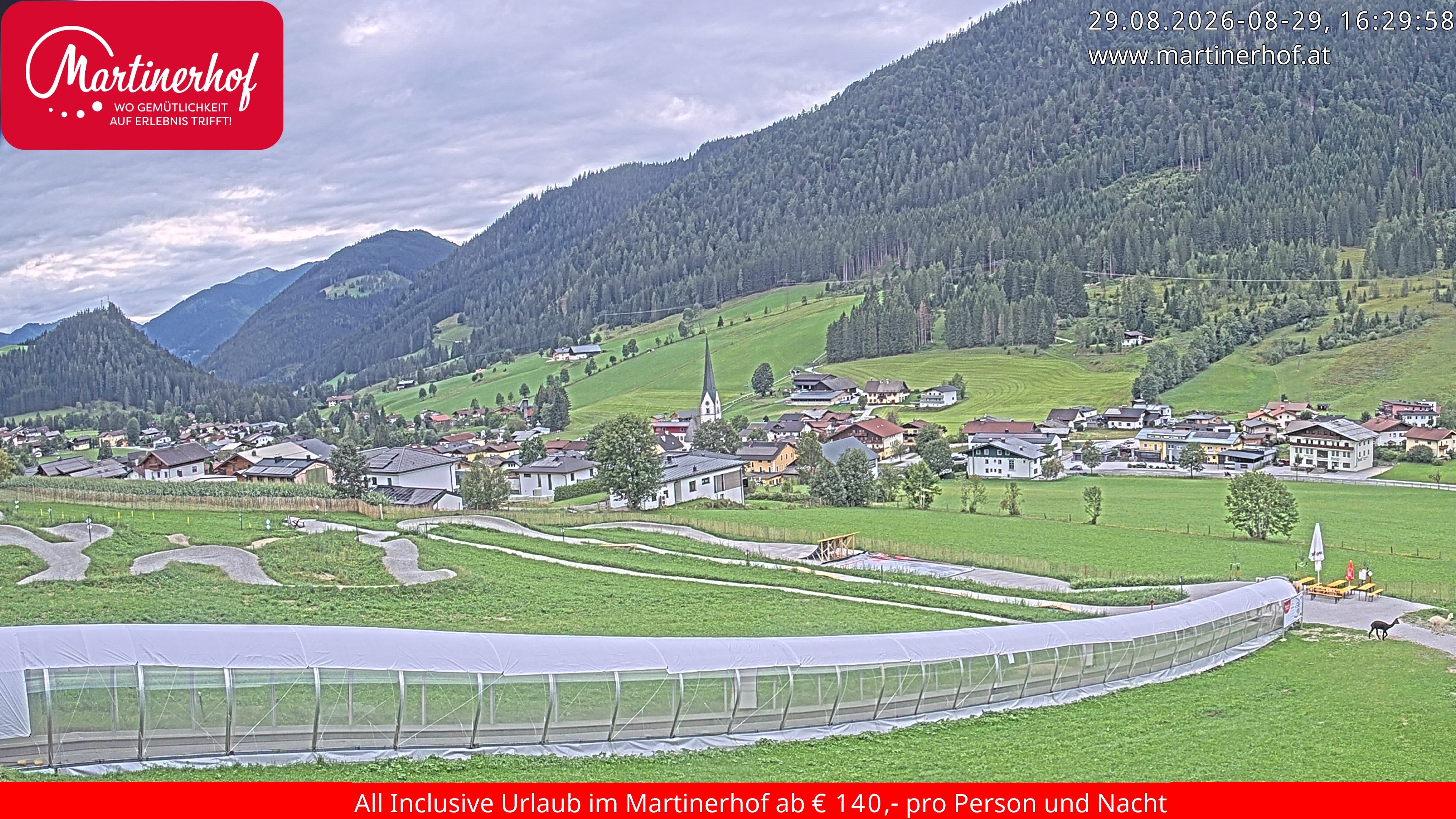 Archiv Foto Webcam Sicht auf St. Martin am Tennengebirge